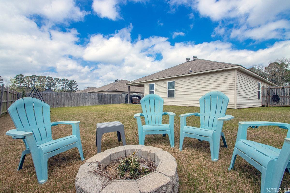 BENJAMIN GROVE - Residential