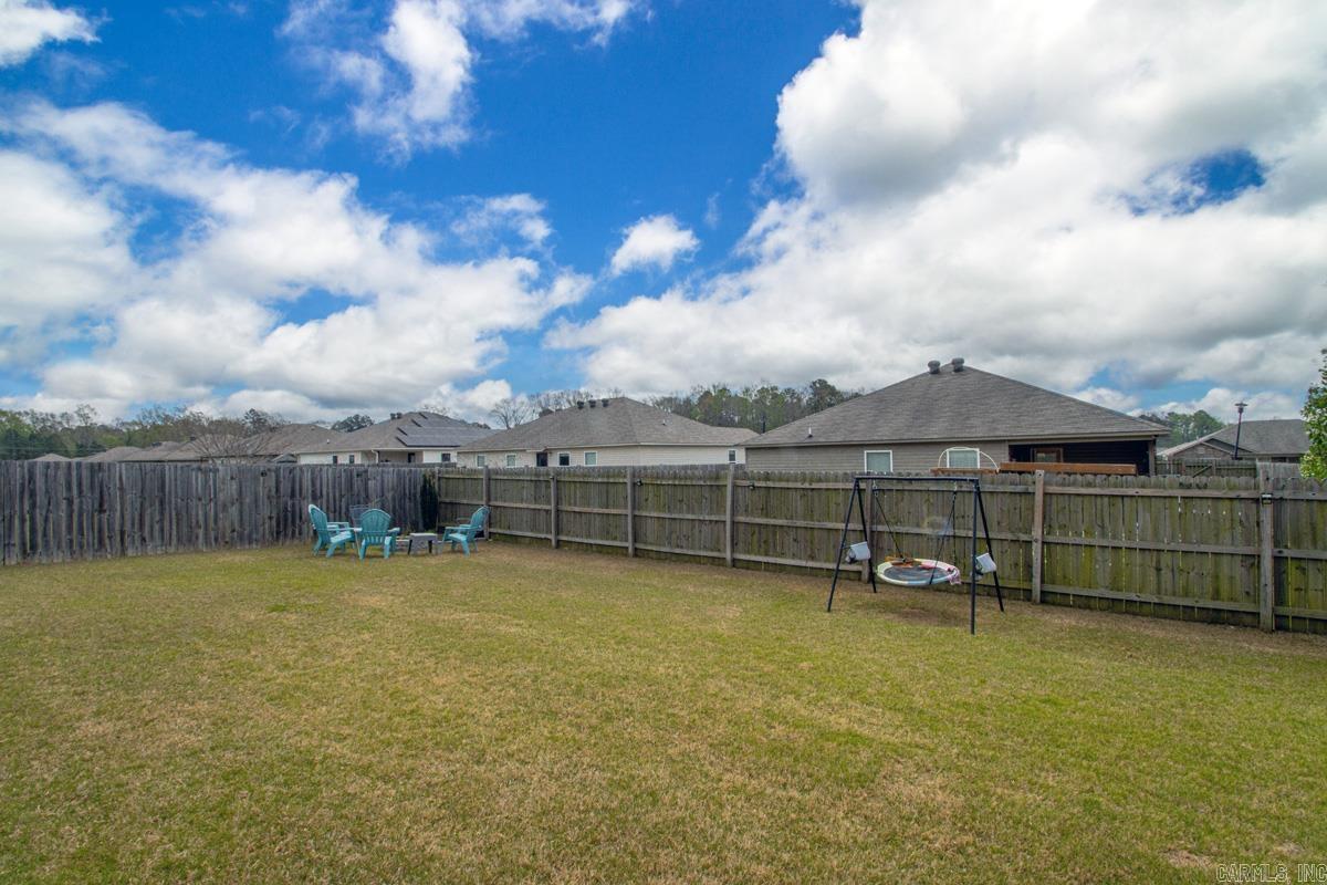 BENJAMIN GROVE - Residential