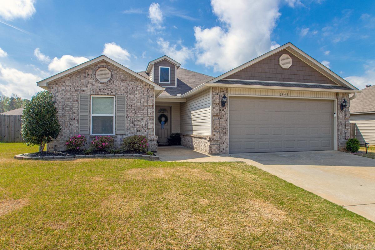 BENJAMIN GROVE - Residential