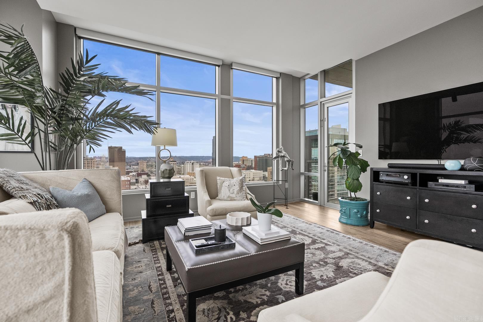 RIVER MARKET PLACE - Residential