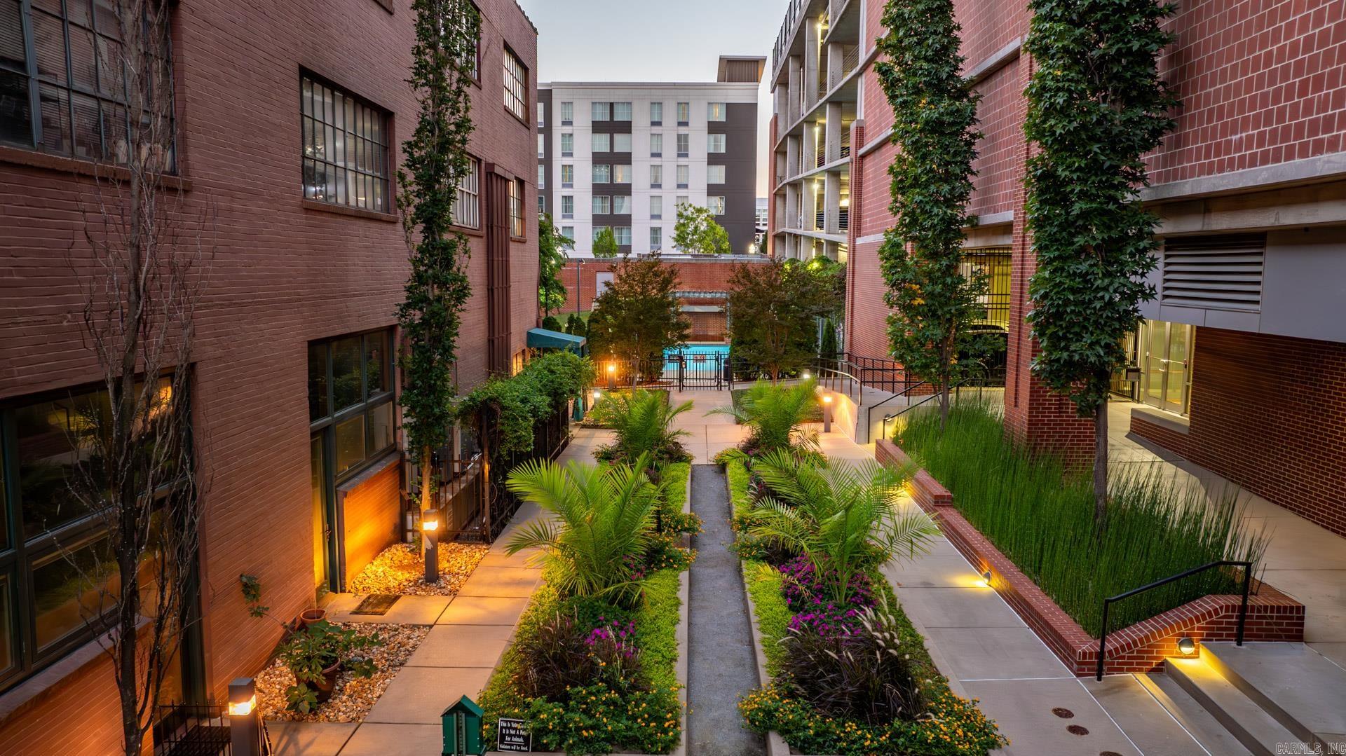 RIVER MARKET PLACE - Residential