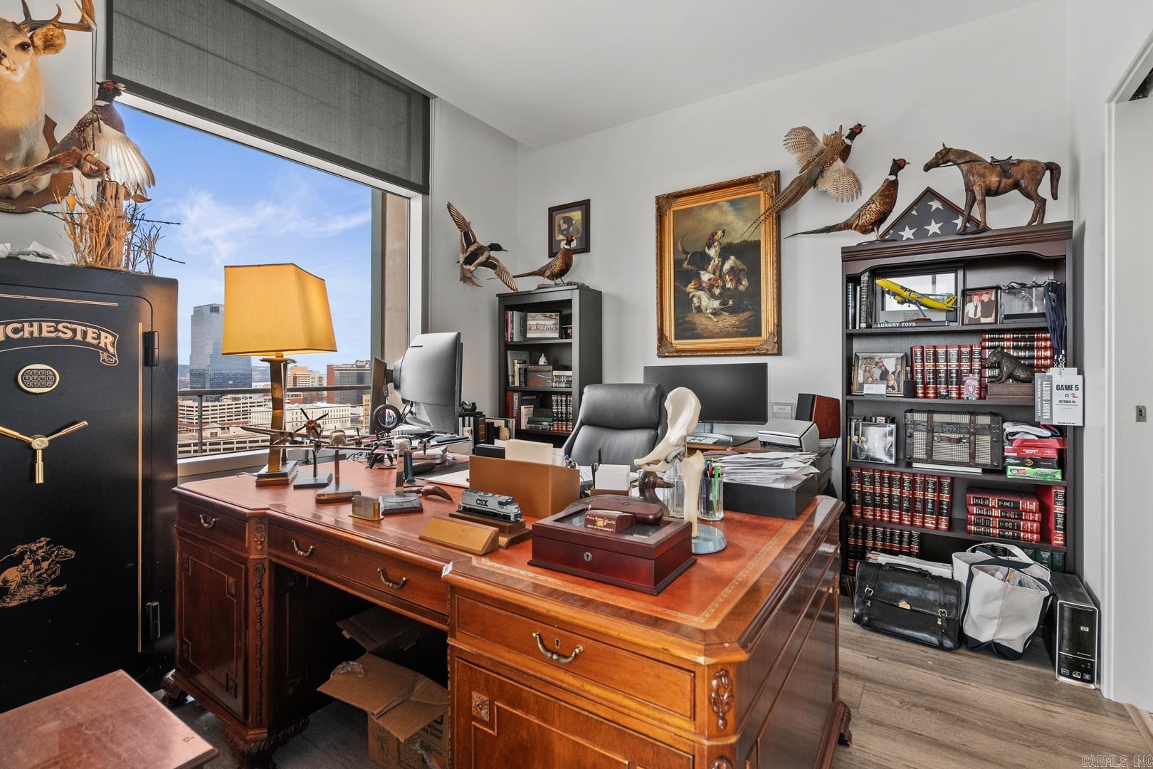 RIVER MARKET PLACE - Residential