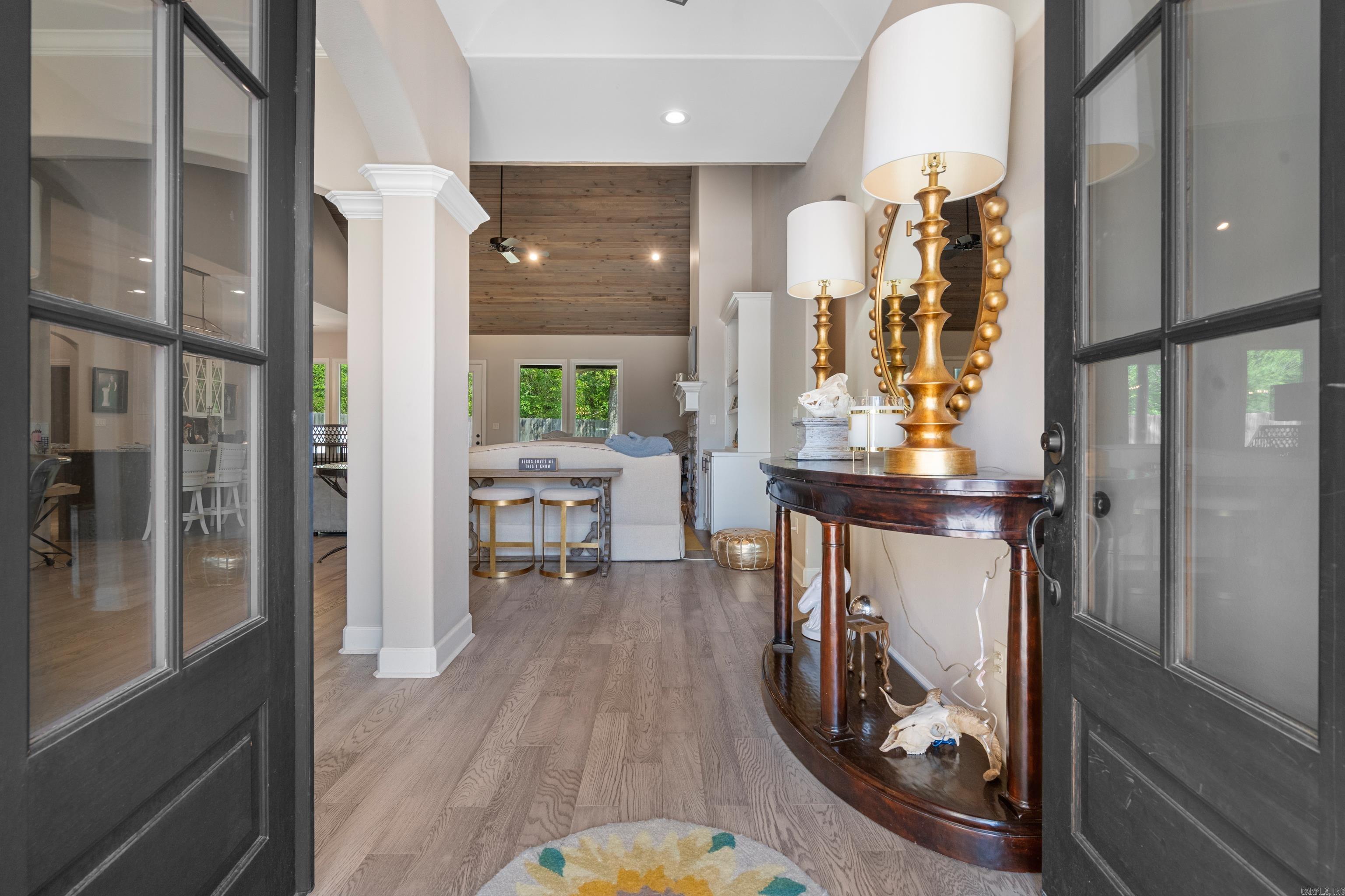 ARLINGTON PARK - Residential