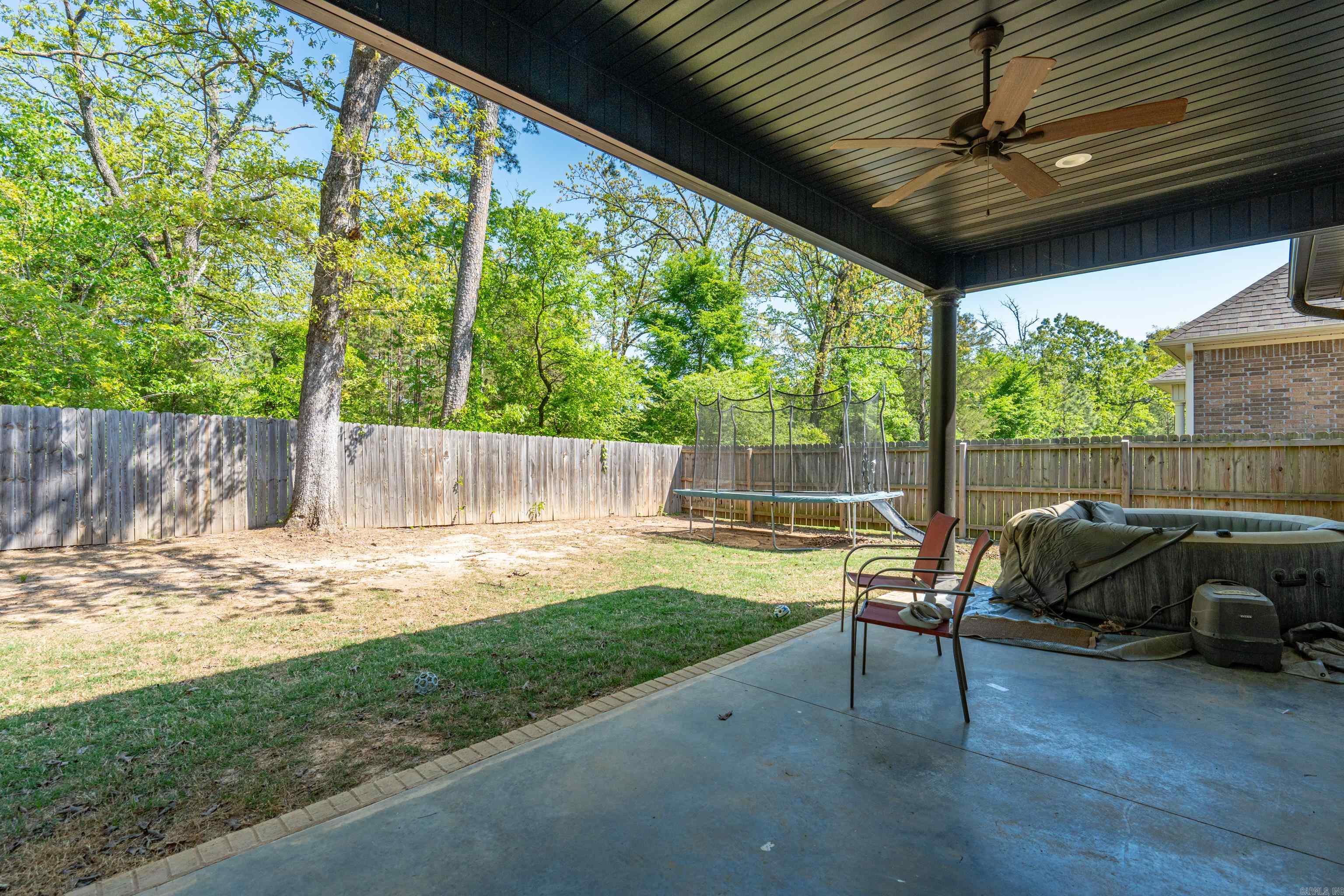 ARLINGTON PARK - Residential