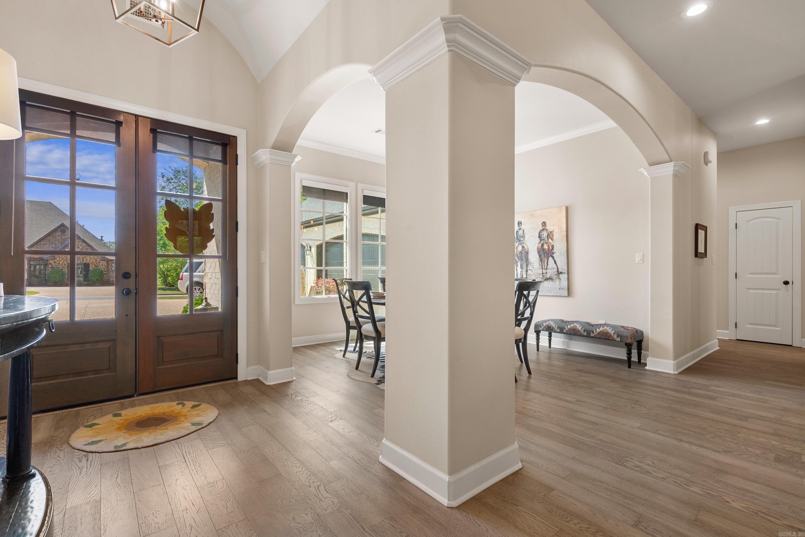 ARLINGTON PARK - Residential