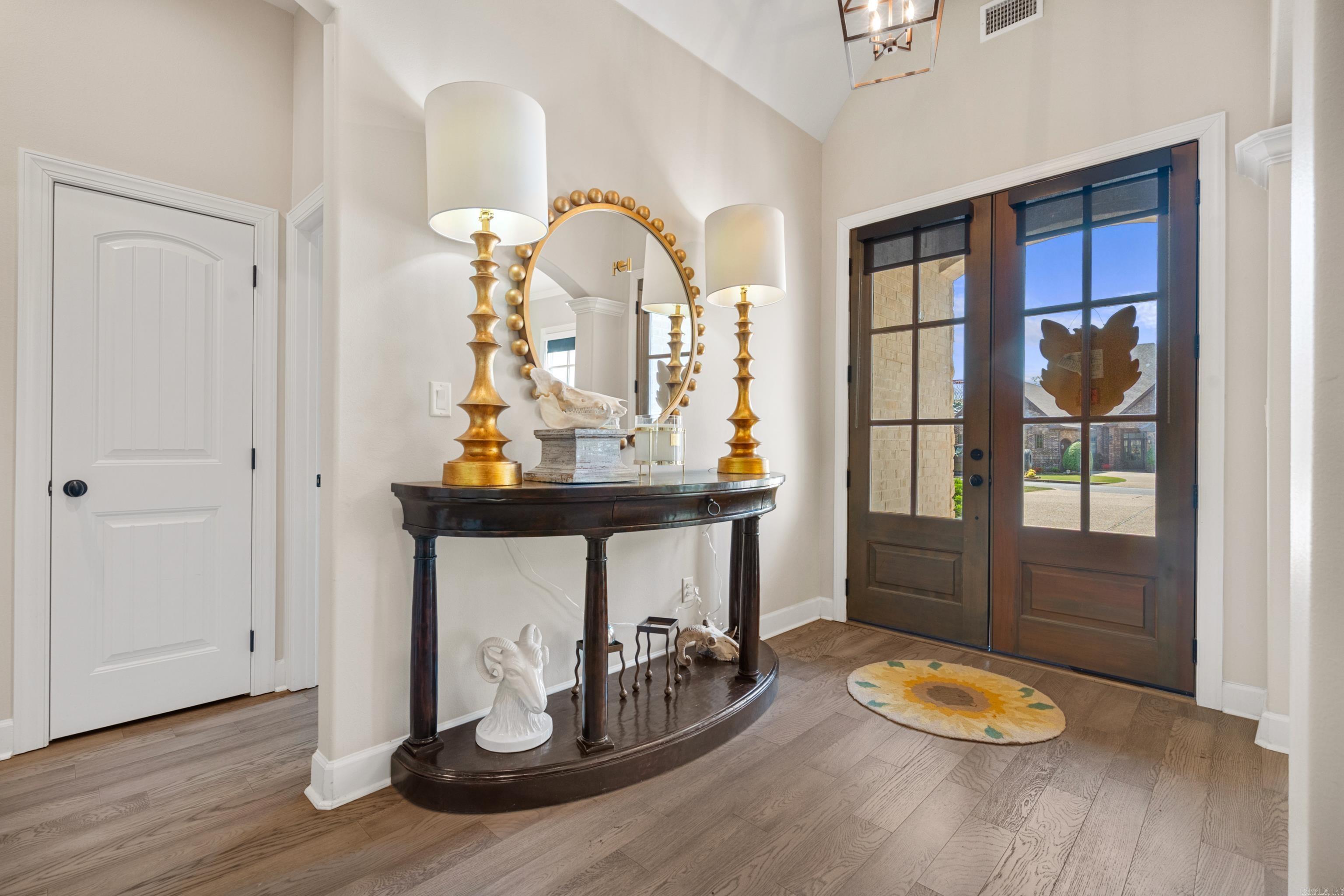 ARLINGTON PARK - Residential