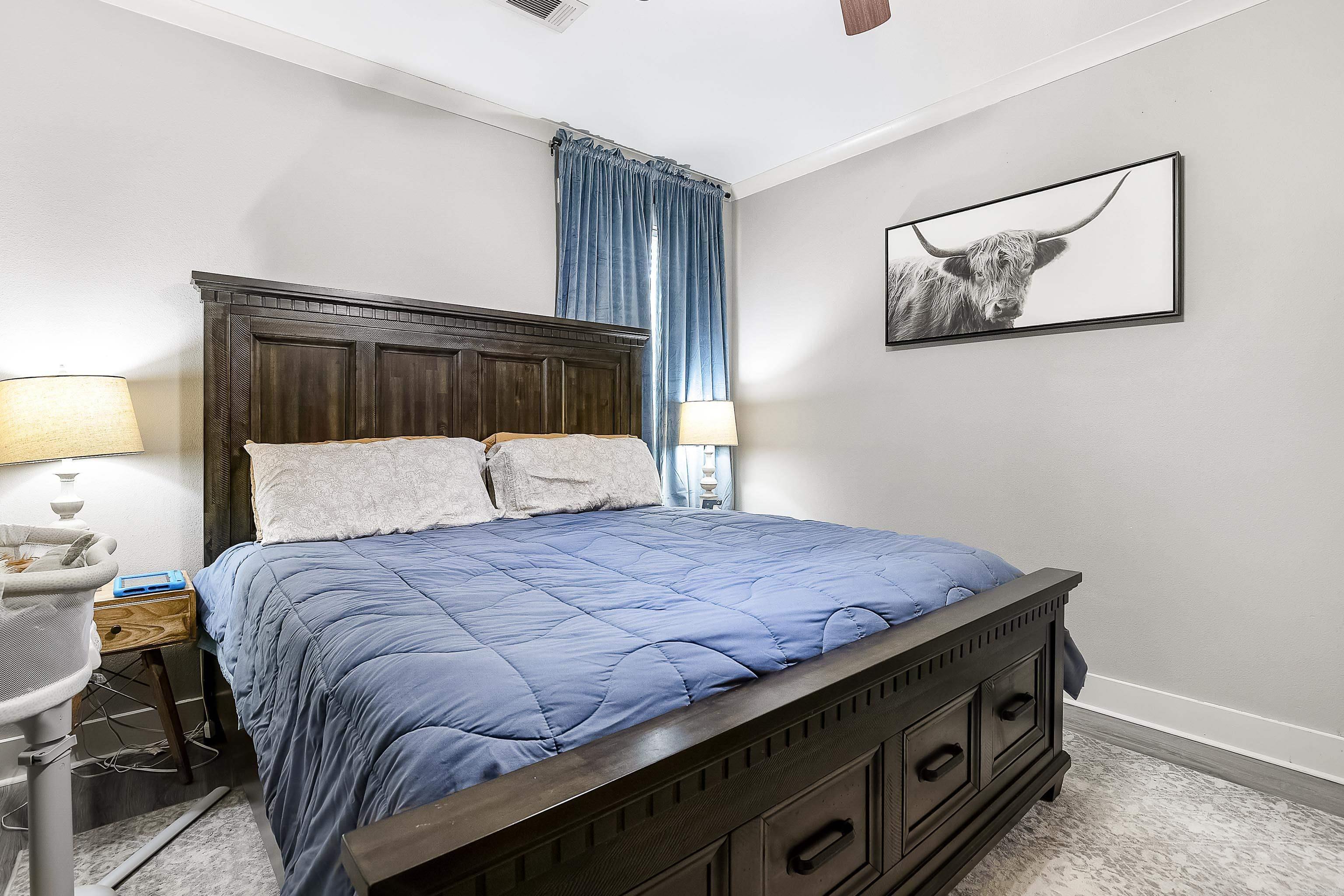 HALEY COURT - Residential