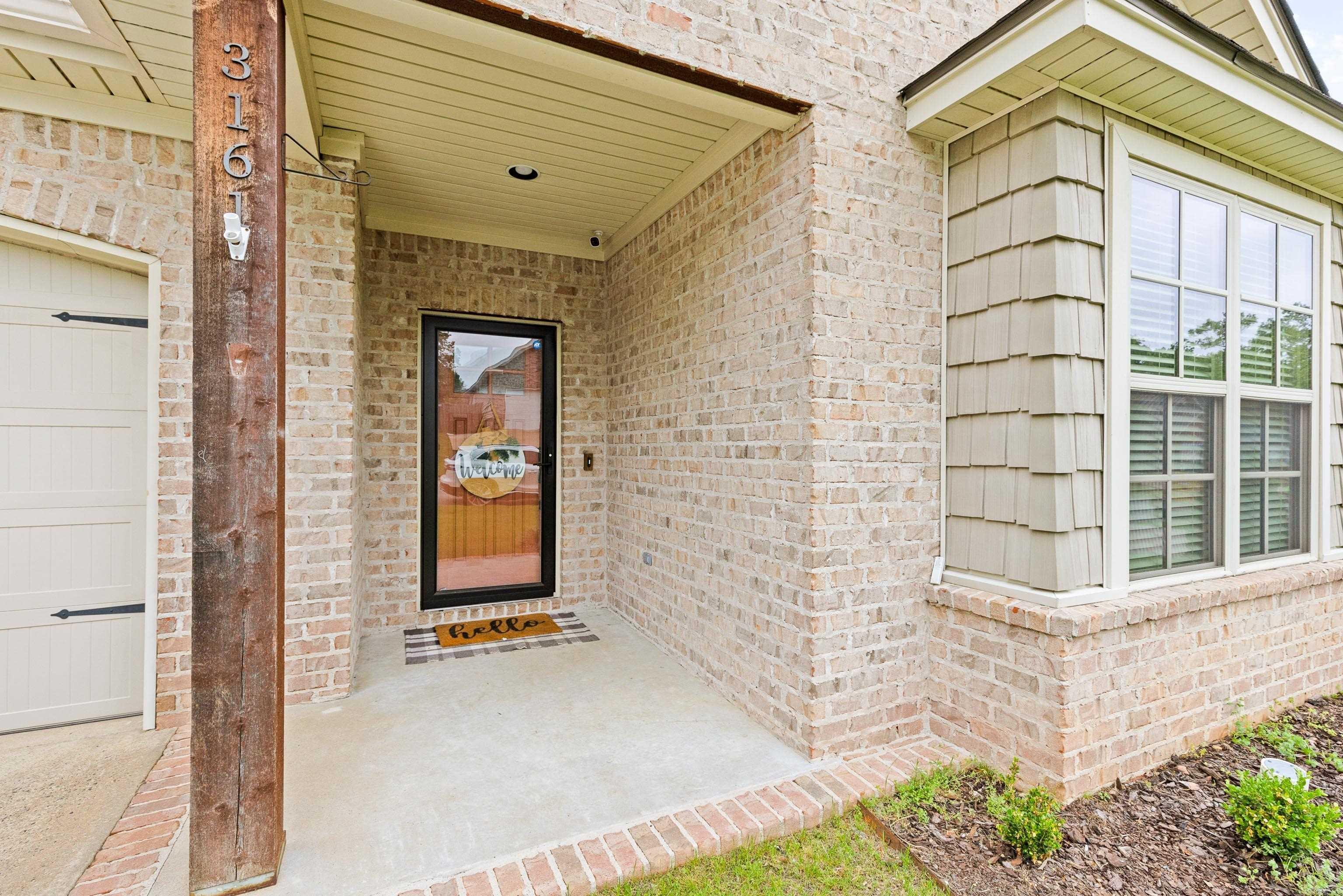 HALEY COURT - Residential