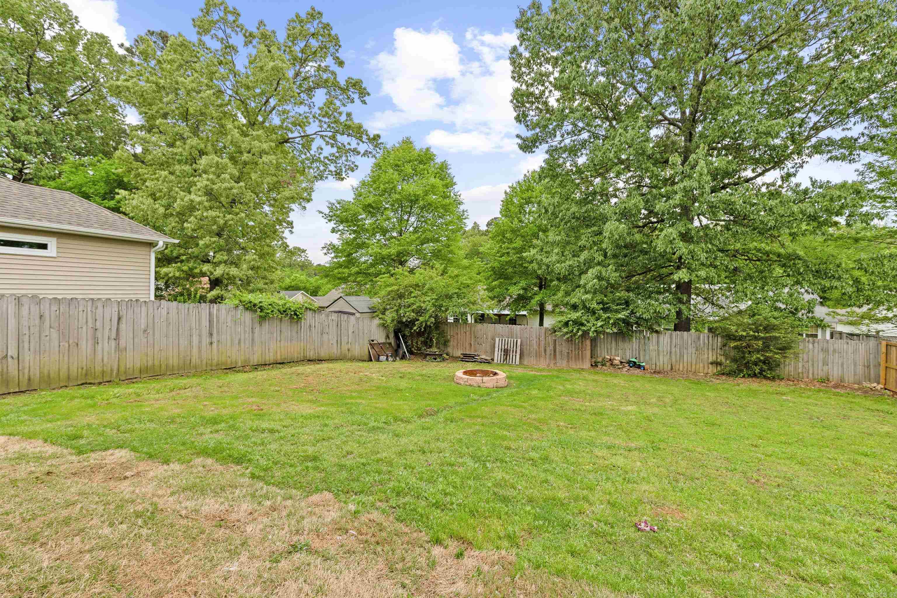 HALEY COURT - Residential