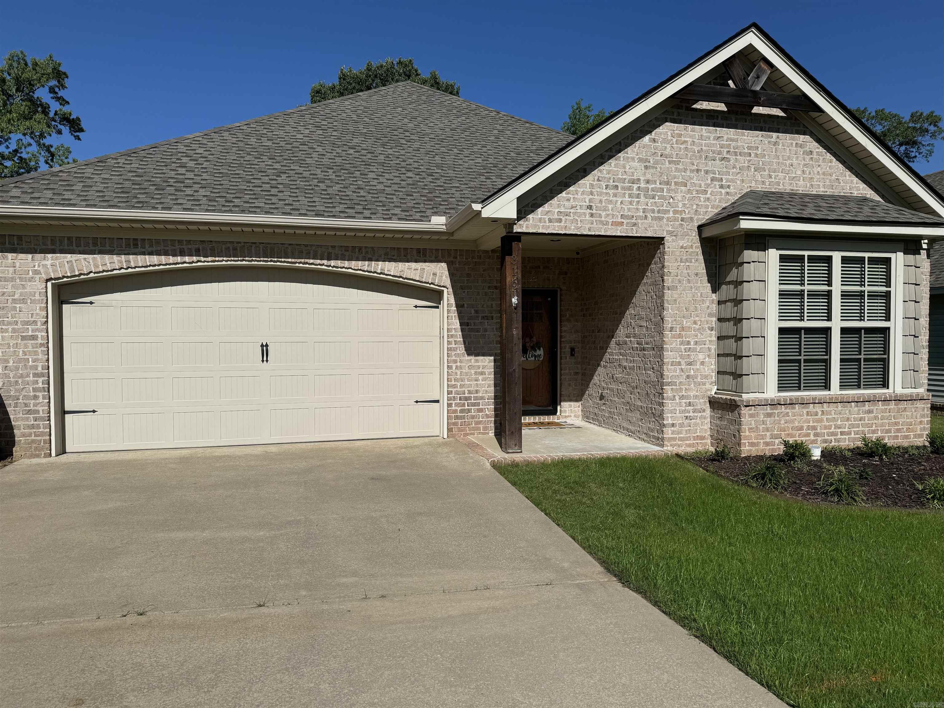 HALEY COURT - Residential