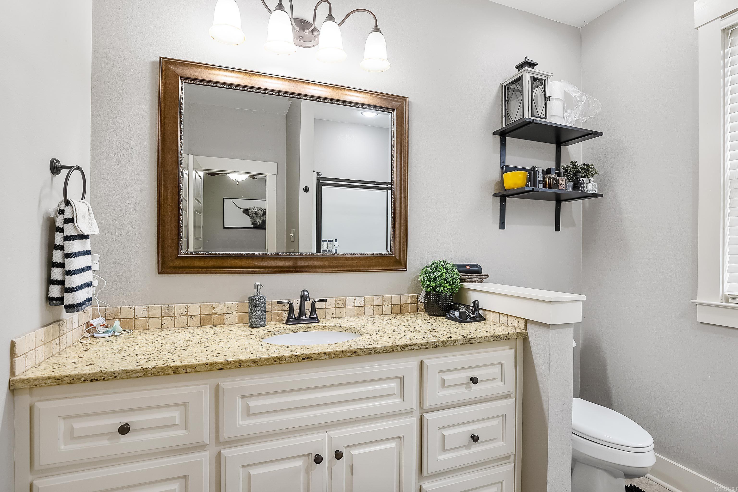 HALEY COURT - Residential