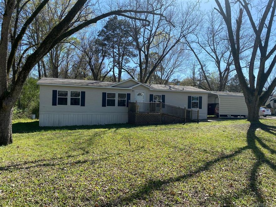 Large 3 bedroom 2 bathroom mobile home TO BE MOVED. The house is a Clayton that was built in 2009 and offers 1624 square ft. has a front porch and screened in back porch. The home is all electric and had a new roof put on in 2018. Has a nice large 2 car carport (20X20) being left with home also. The home sets on a lot that is rented. This is a very nice home and well kept. Call Susie Richard at 870-833-1995 or Coldwell Banker Thompson Realty agent line at 870-818-5212 (office 870-837-1400).    Lot size, year built, and square footage taken from courthouse records.