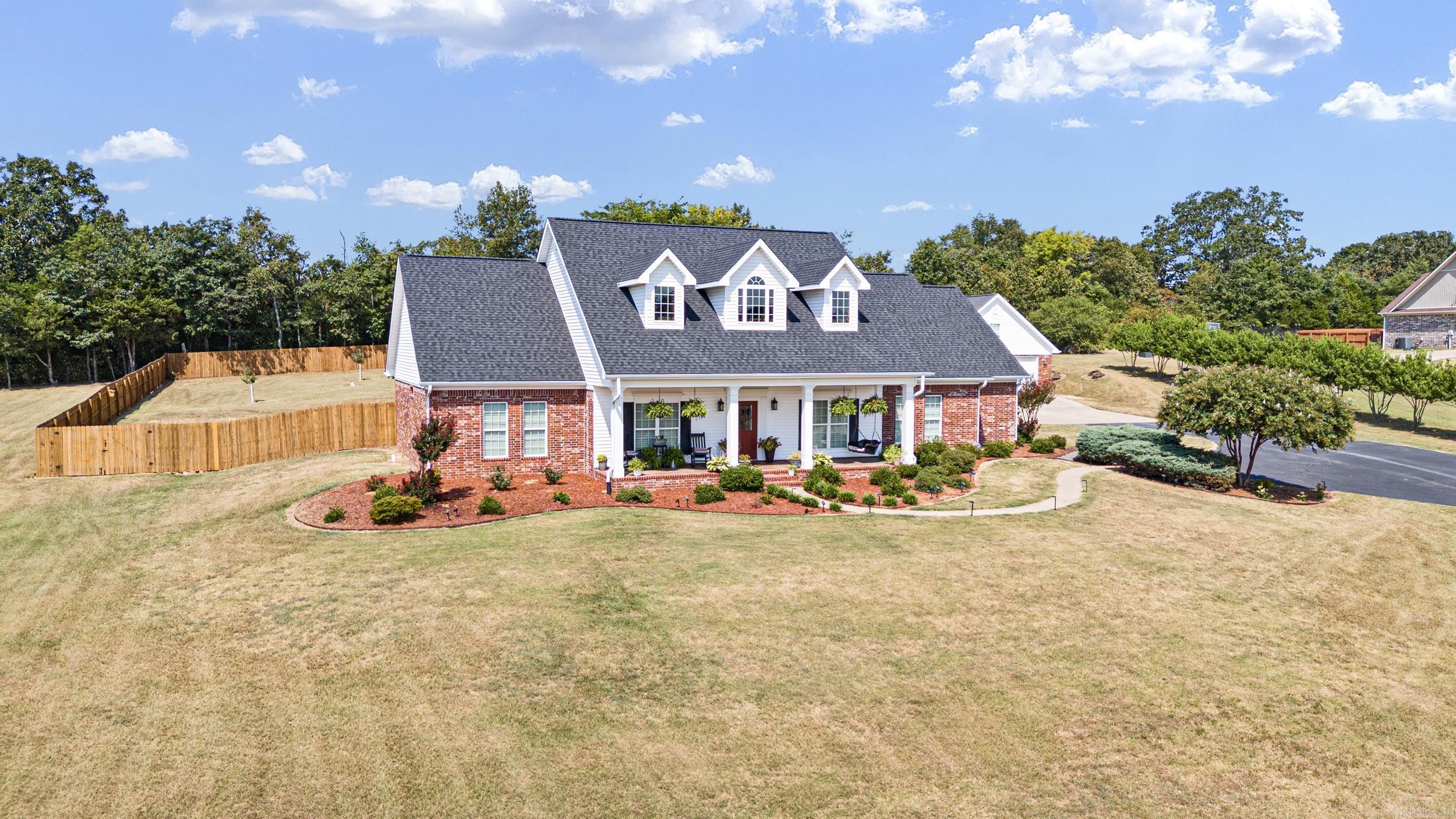 WOODRIDGE ATTEBERY - Residential