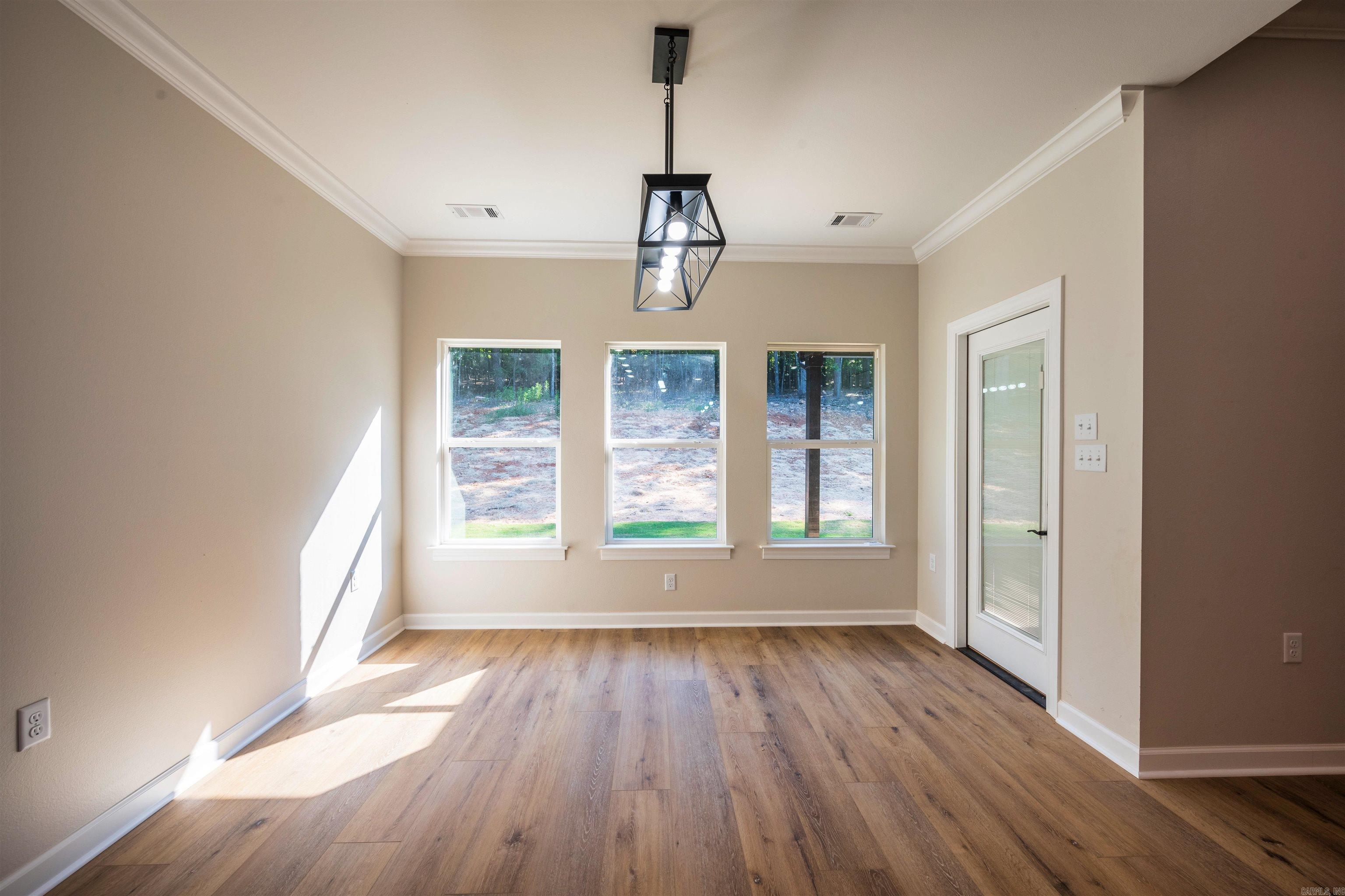 Mountain Ridge - Residential