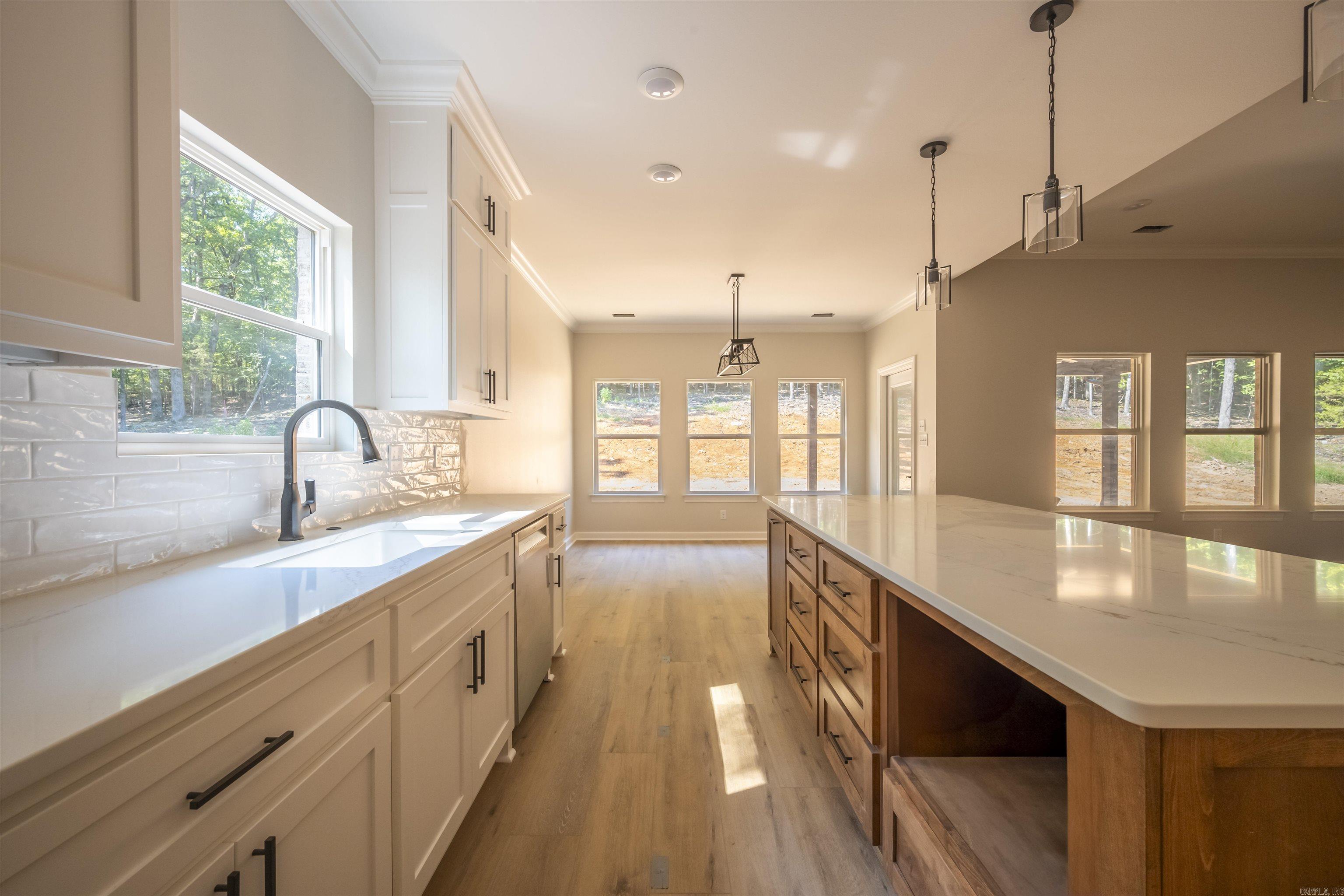 Mountain Ridge - Residential