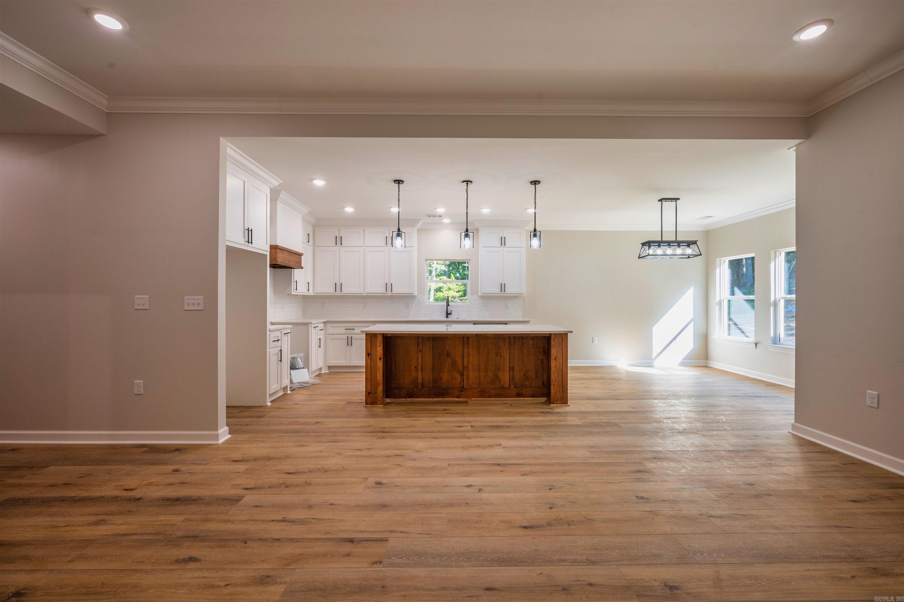 Mountain Ridge - Residential
