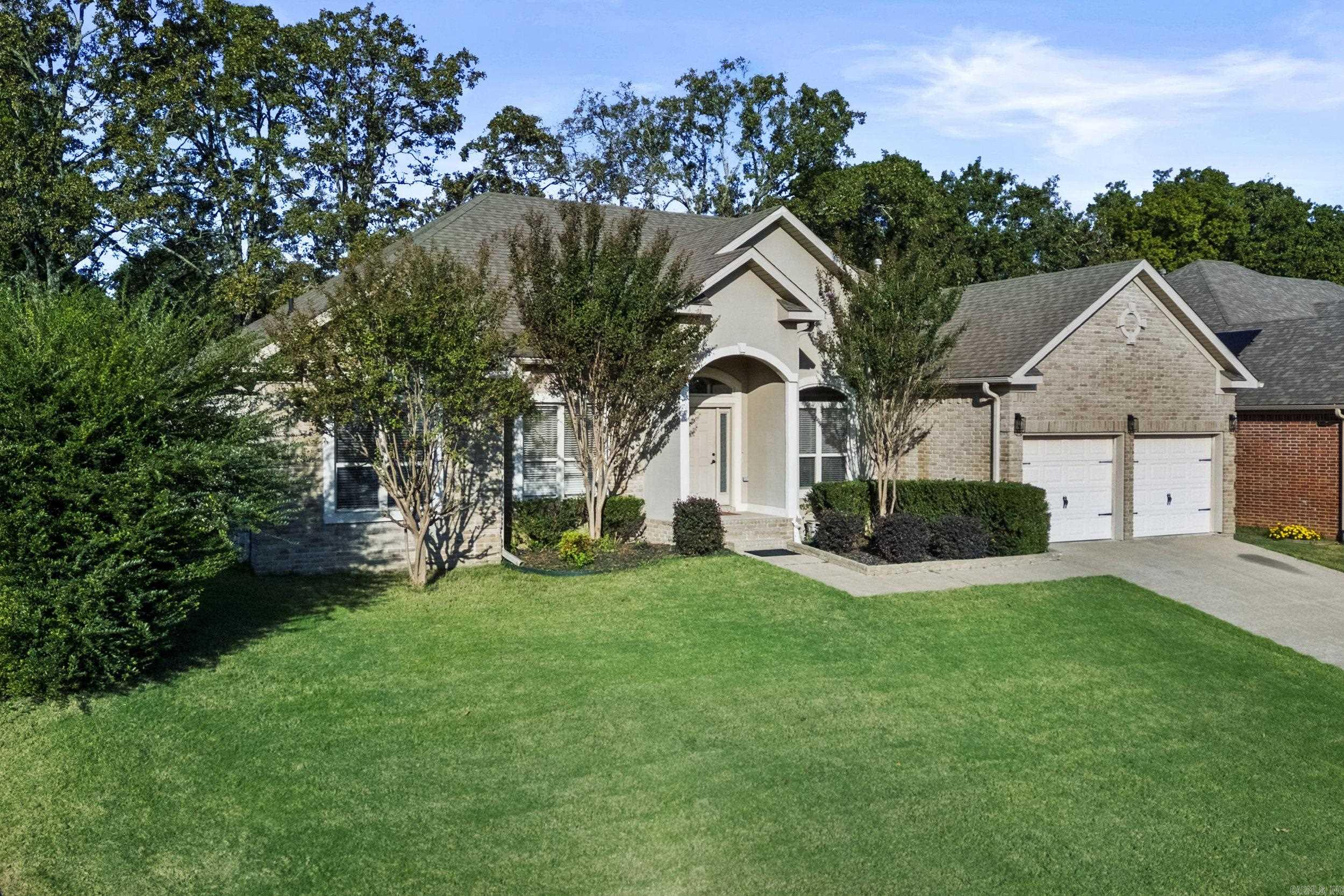 MILLERS CROSSING - Residential