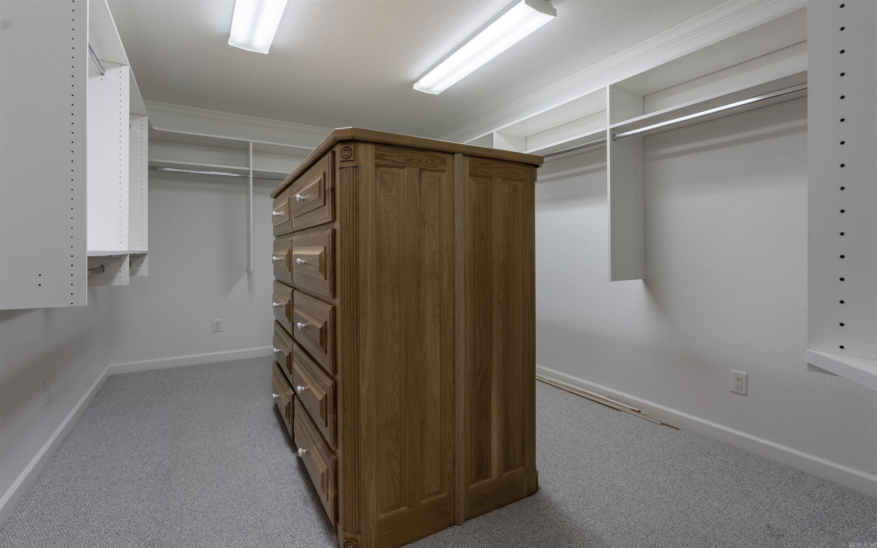 Guindola - Residential