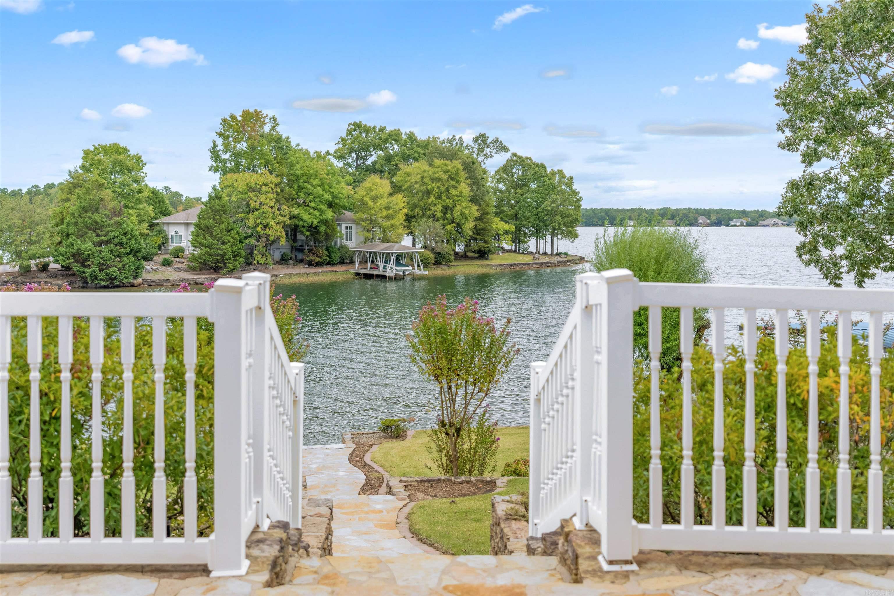 Guindola - Residential