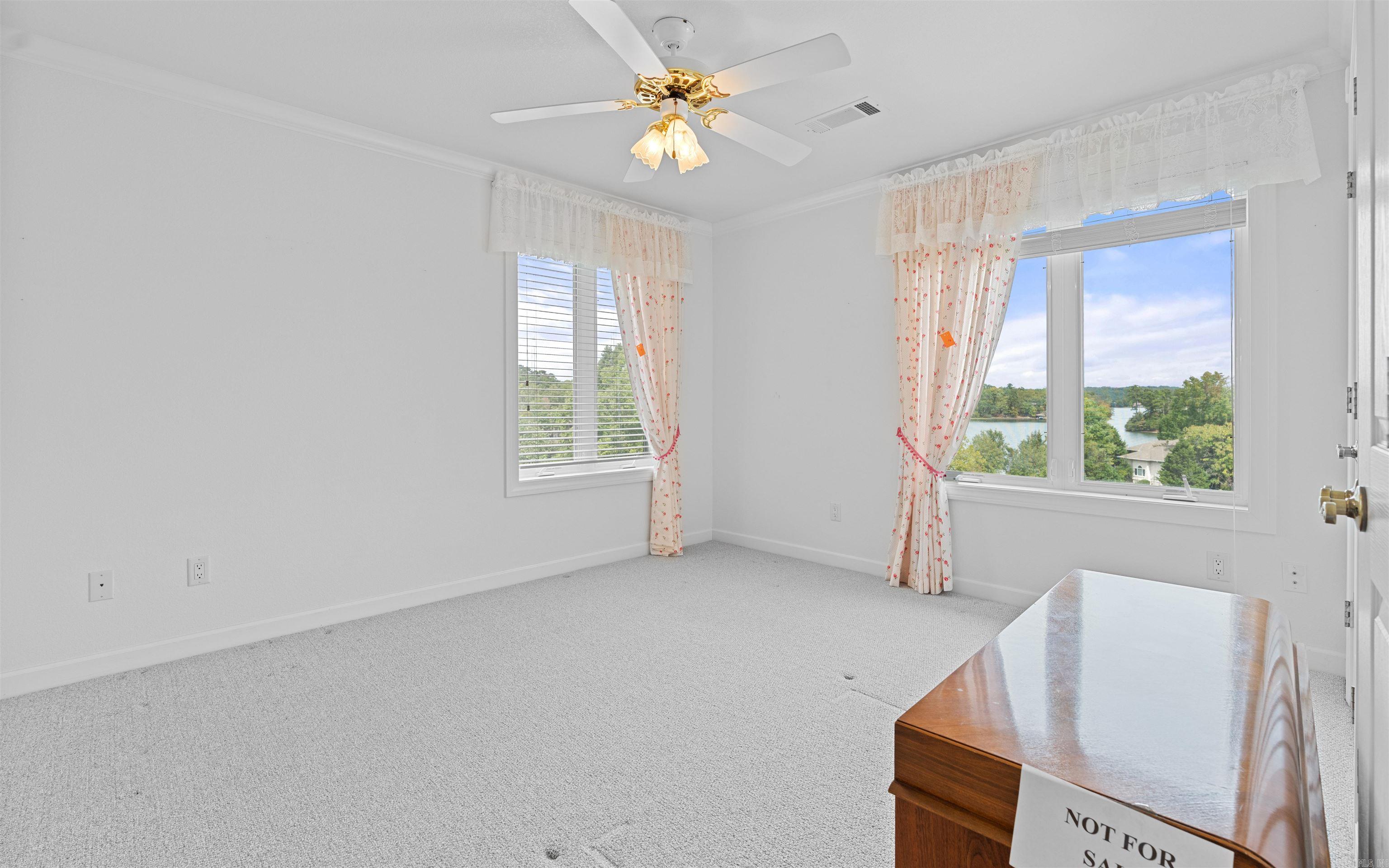 Guindola - Residential