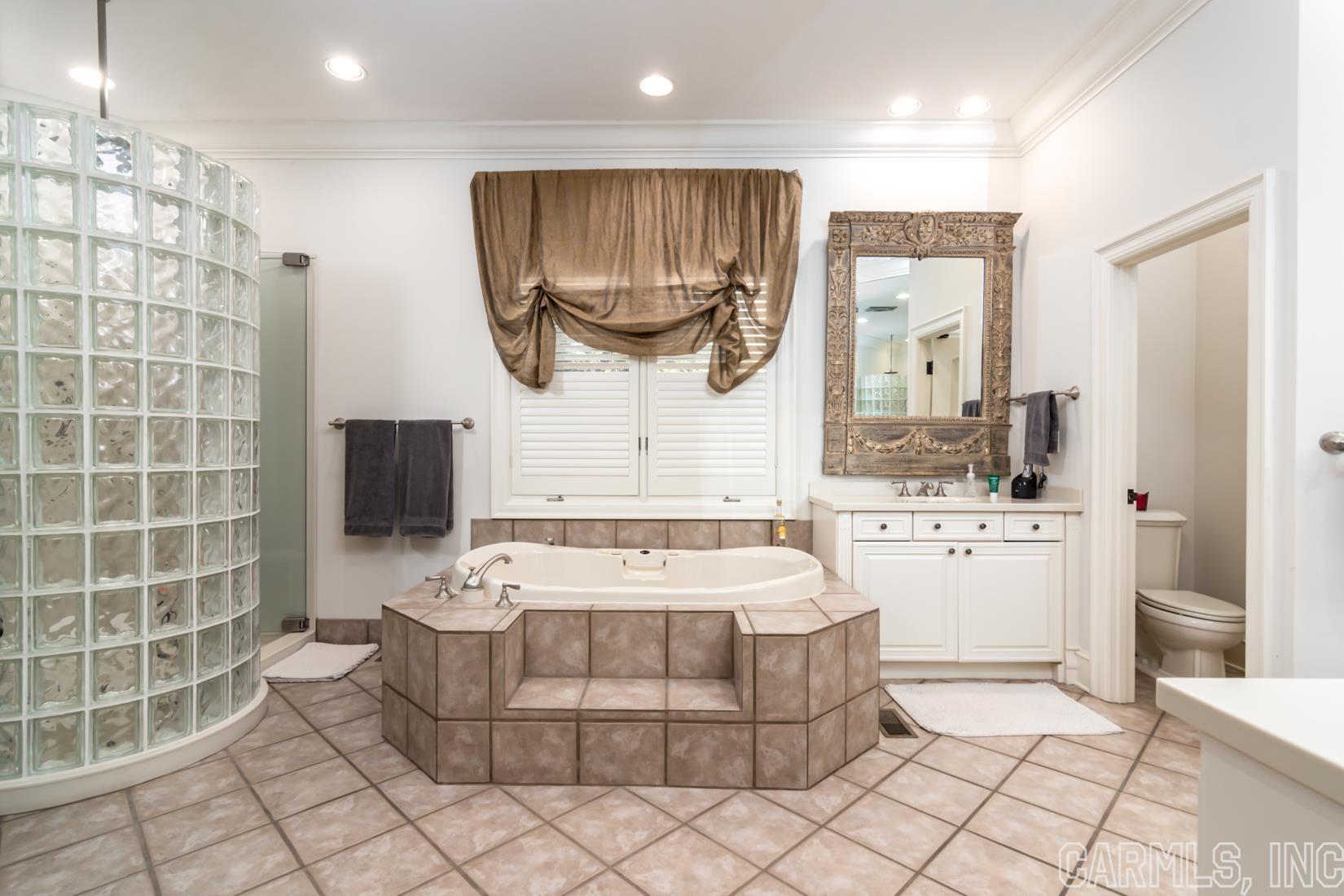 HICKORY CREEK - Residential
