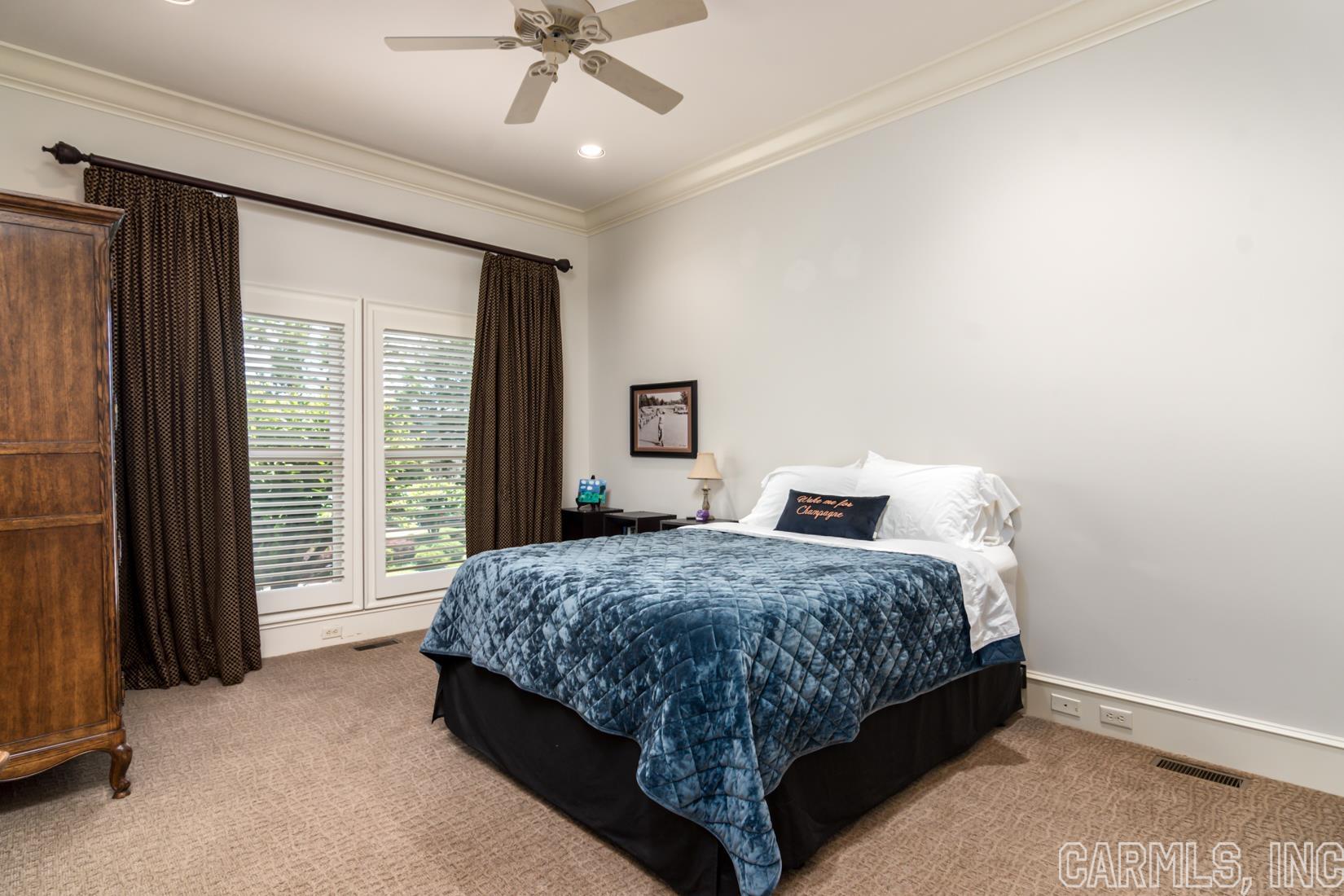 HICKORY CREEK - Residential