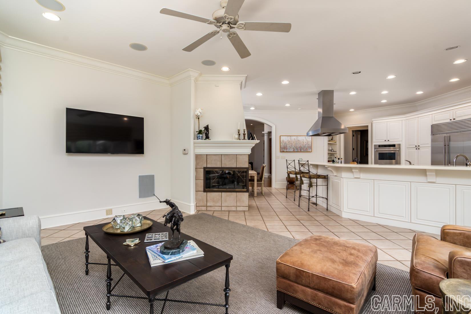 HICKORY CREEK - Residential