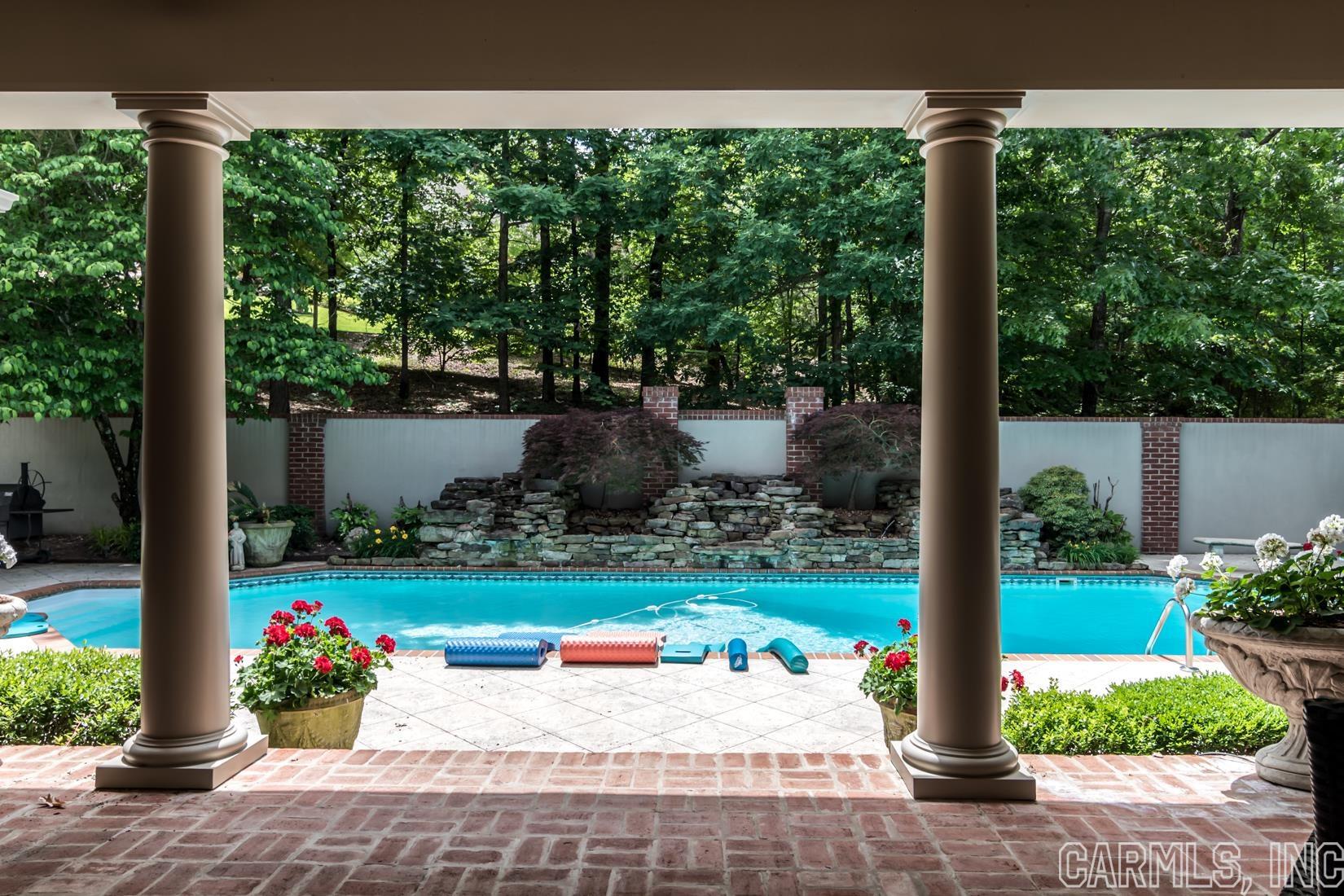 HICKORY CREEK - Residential
