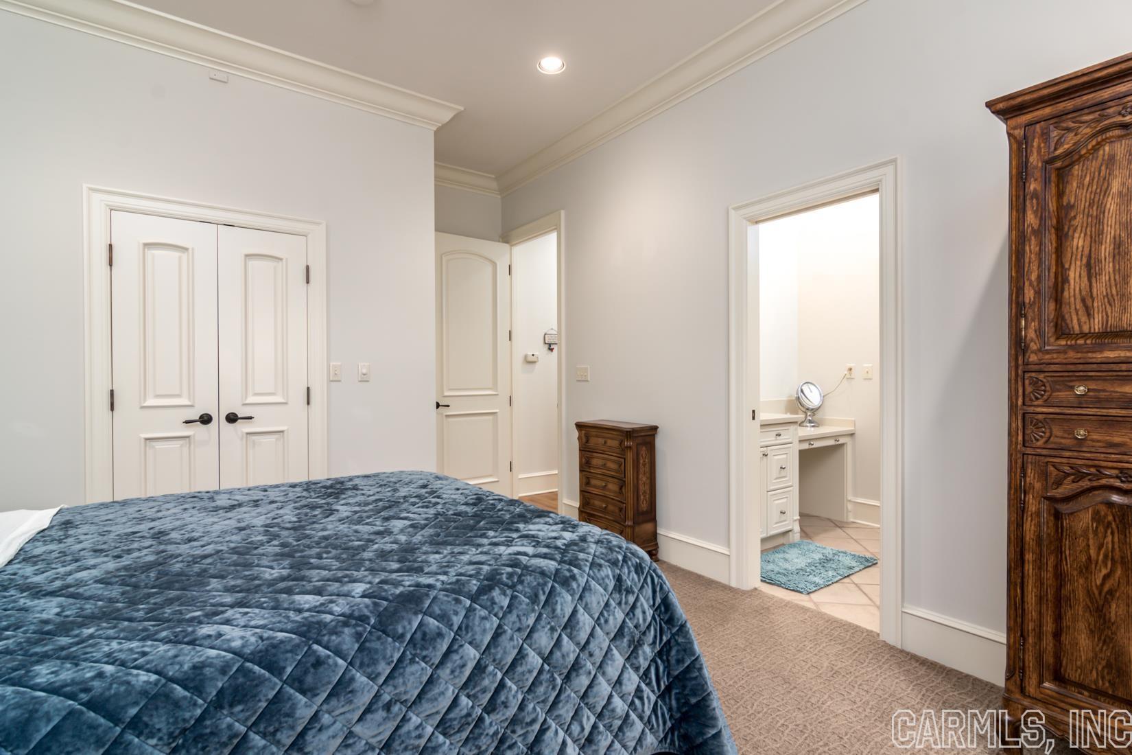 HICKORY CREEK - Residential