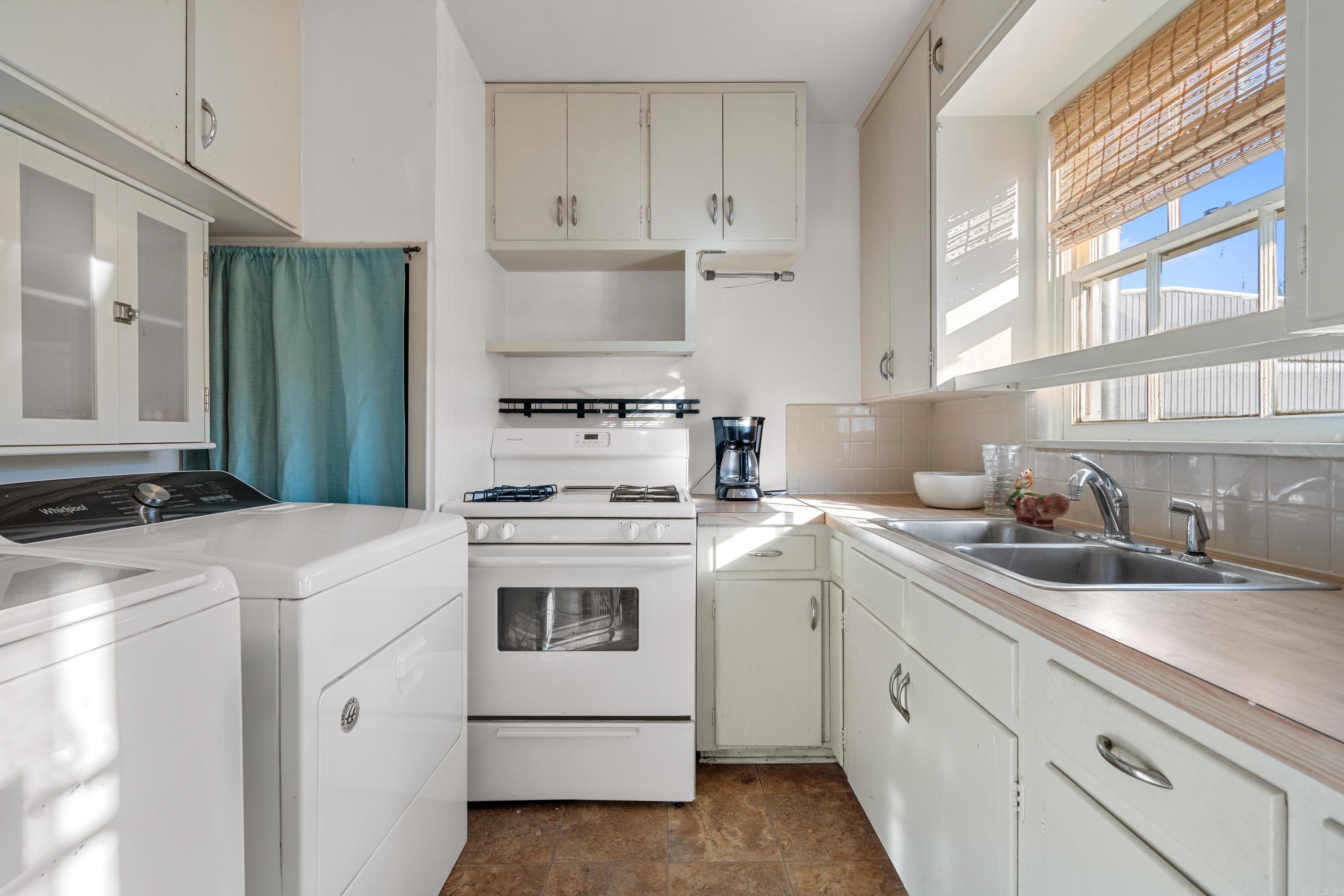 SULLIVAN, ED ADDITION - Residential