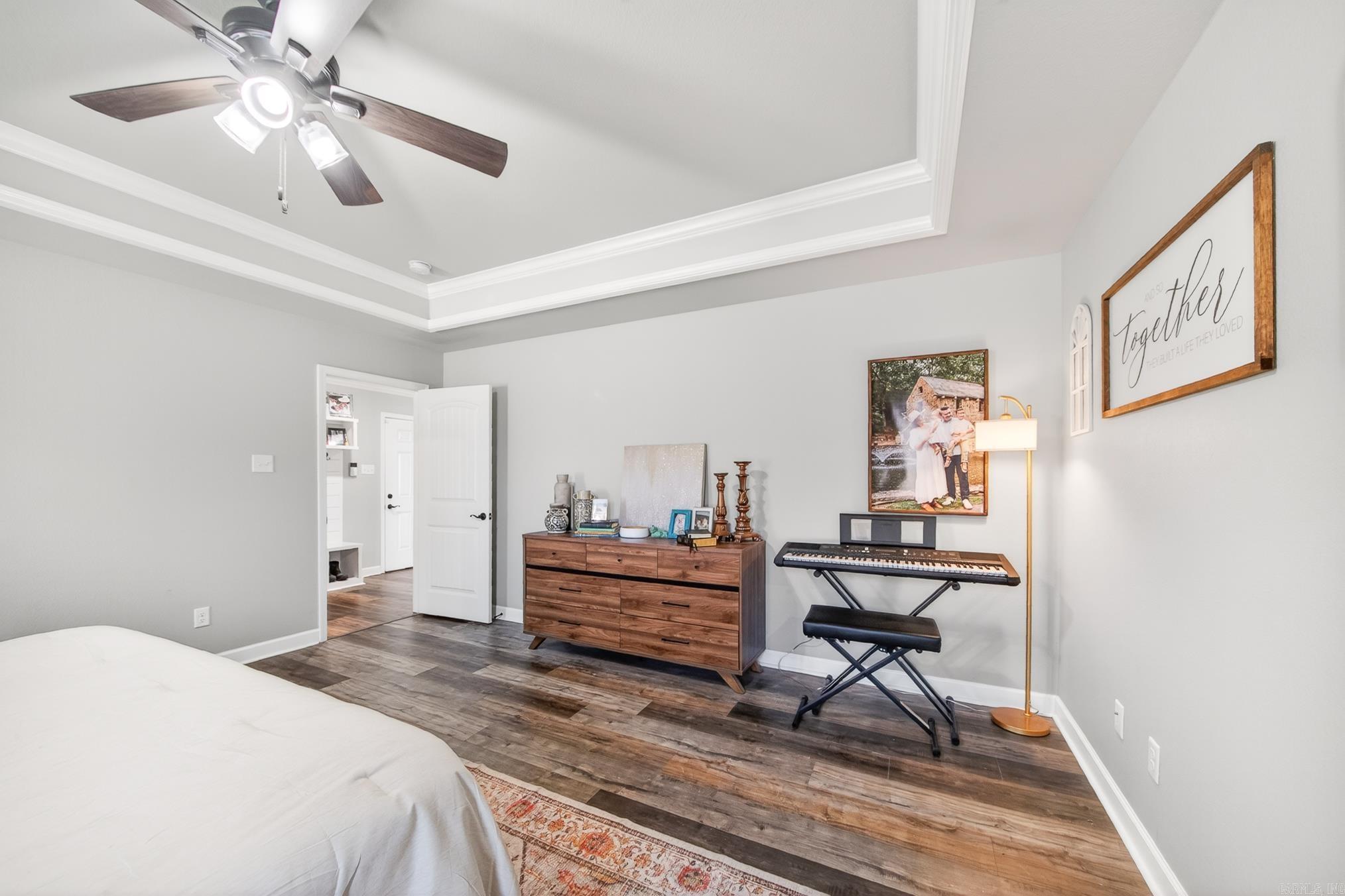 HERITAGE MEADOWS - Residential