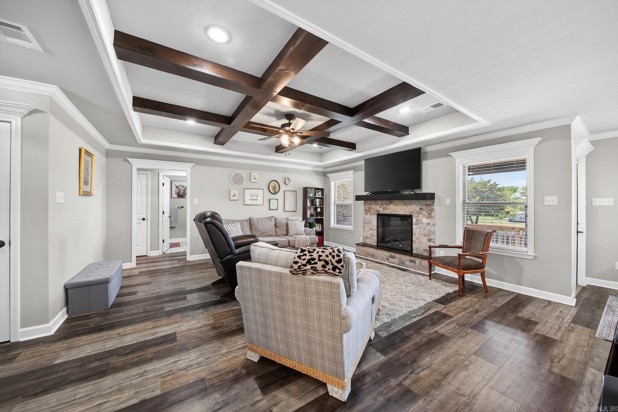 HERITAGE MEADOWS - Residential