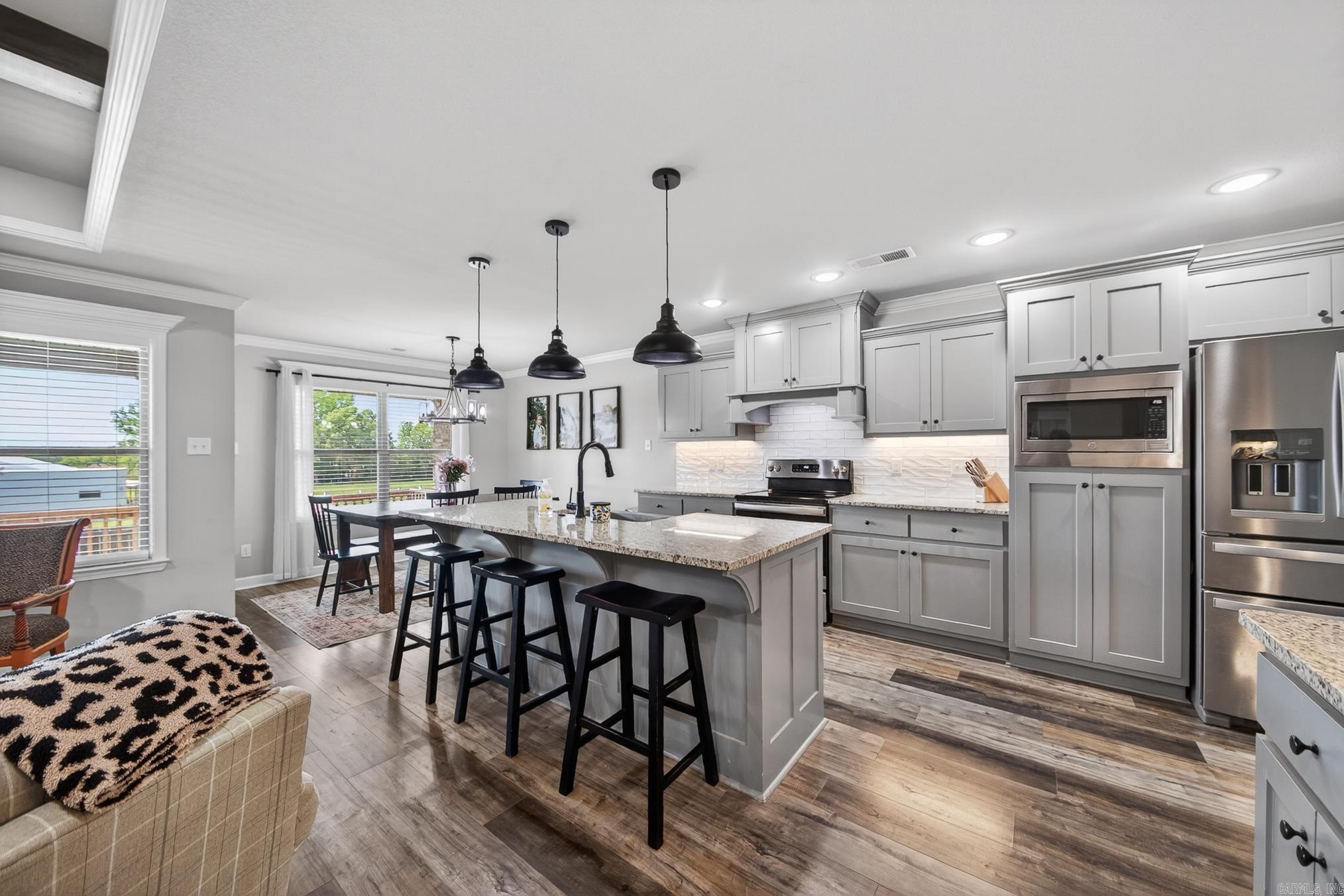 HERITAGE MEADOWS - Residential