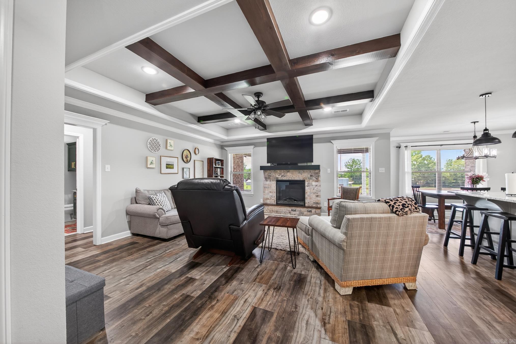 HERITAGE MEADOWS - Residential