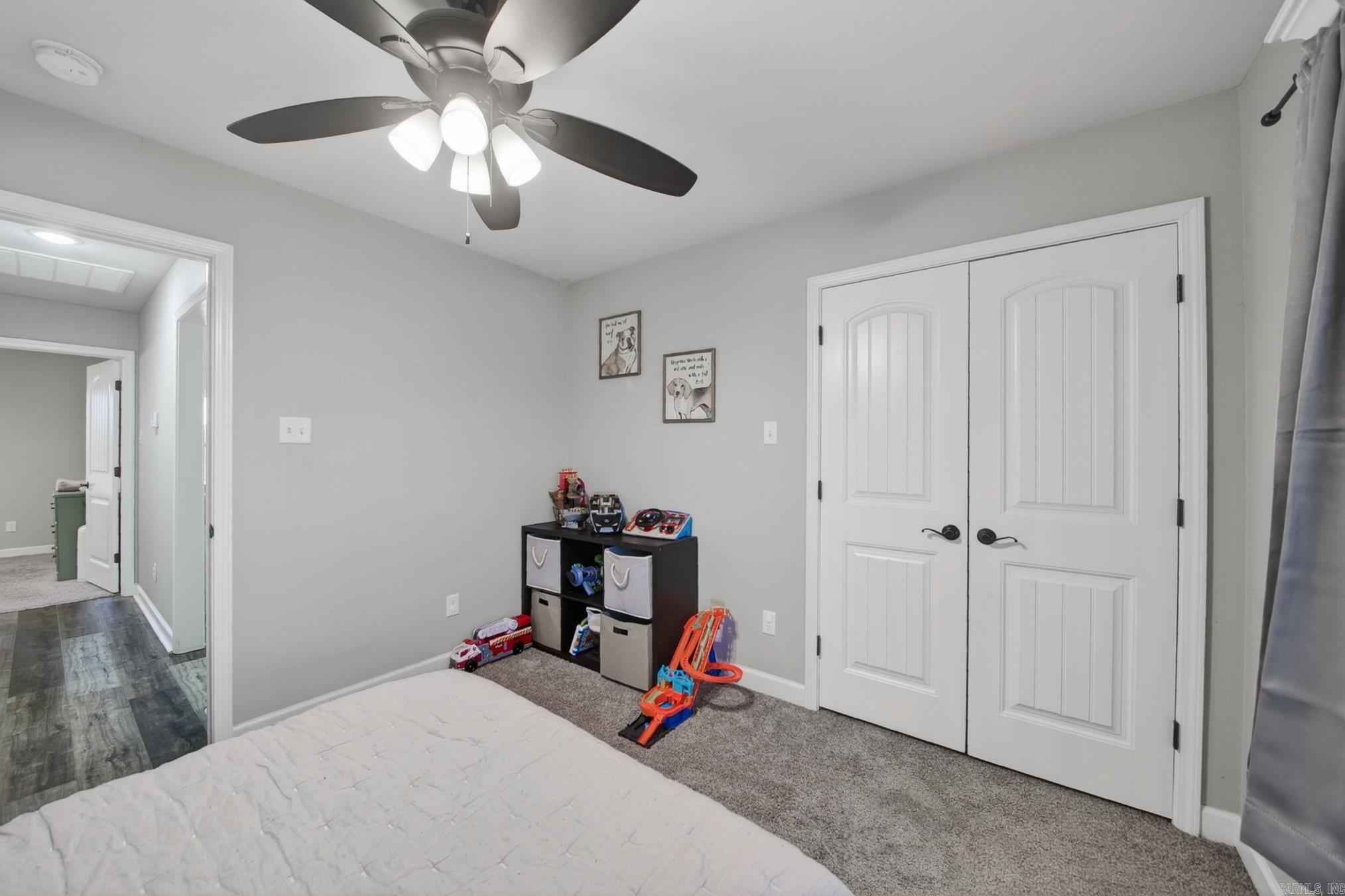 HERITAGE MEADOWS - Residential