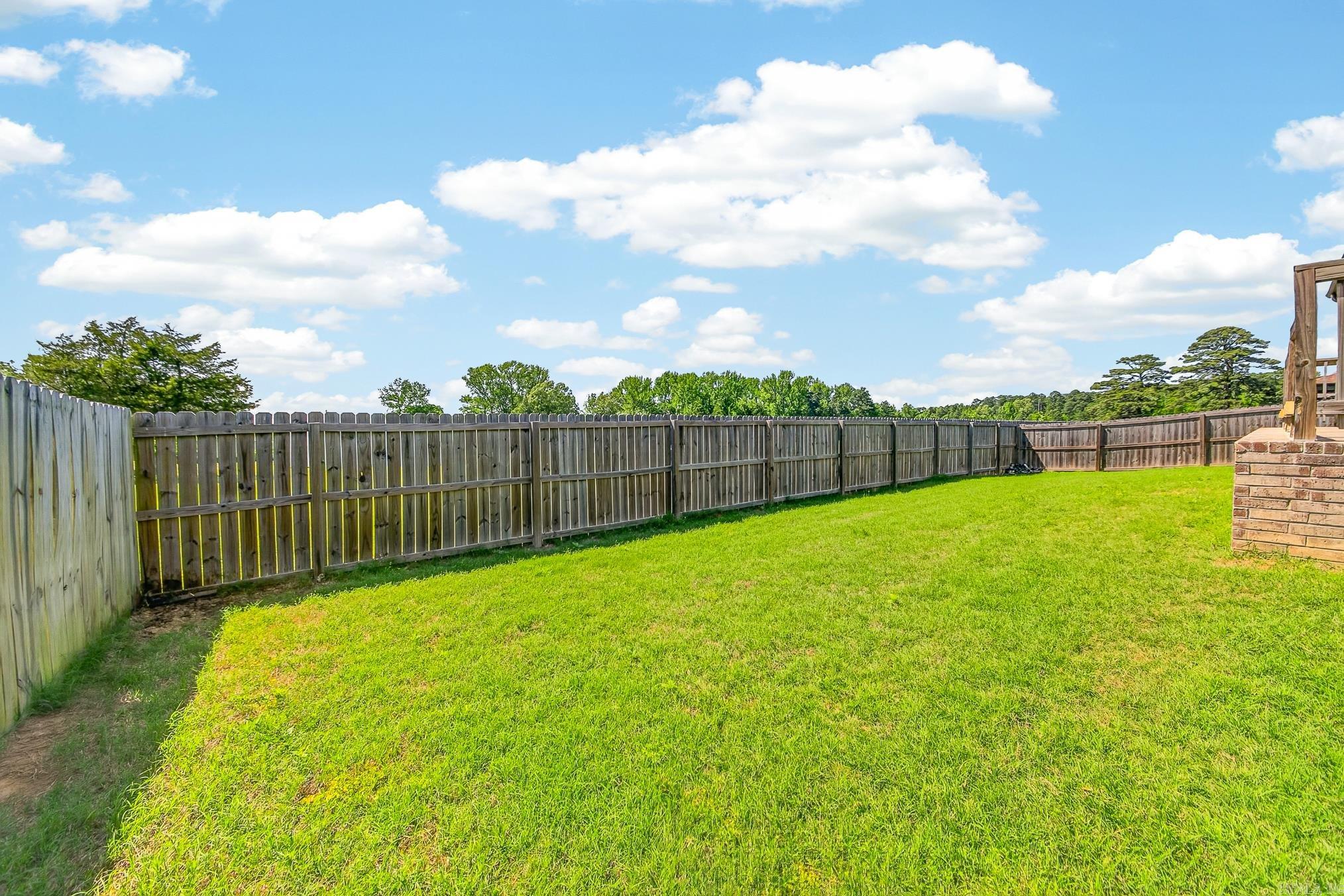 HERITAGE MEADOWS - Residential