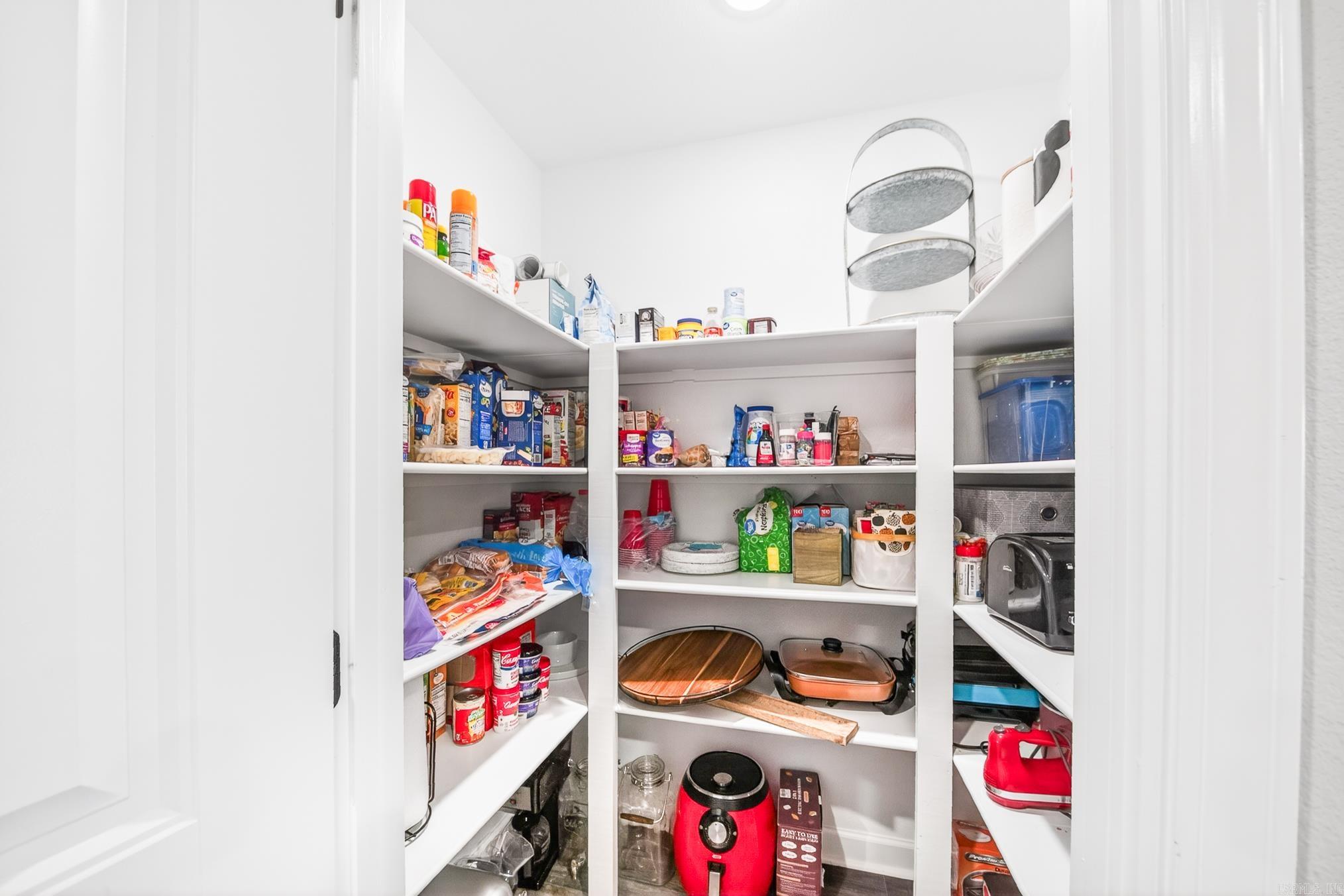 HERITAGE MEADOWS - Residential