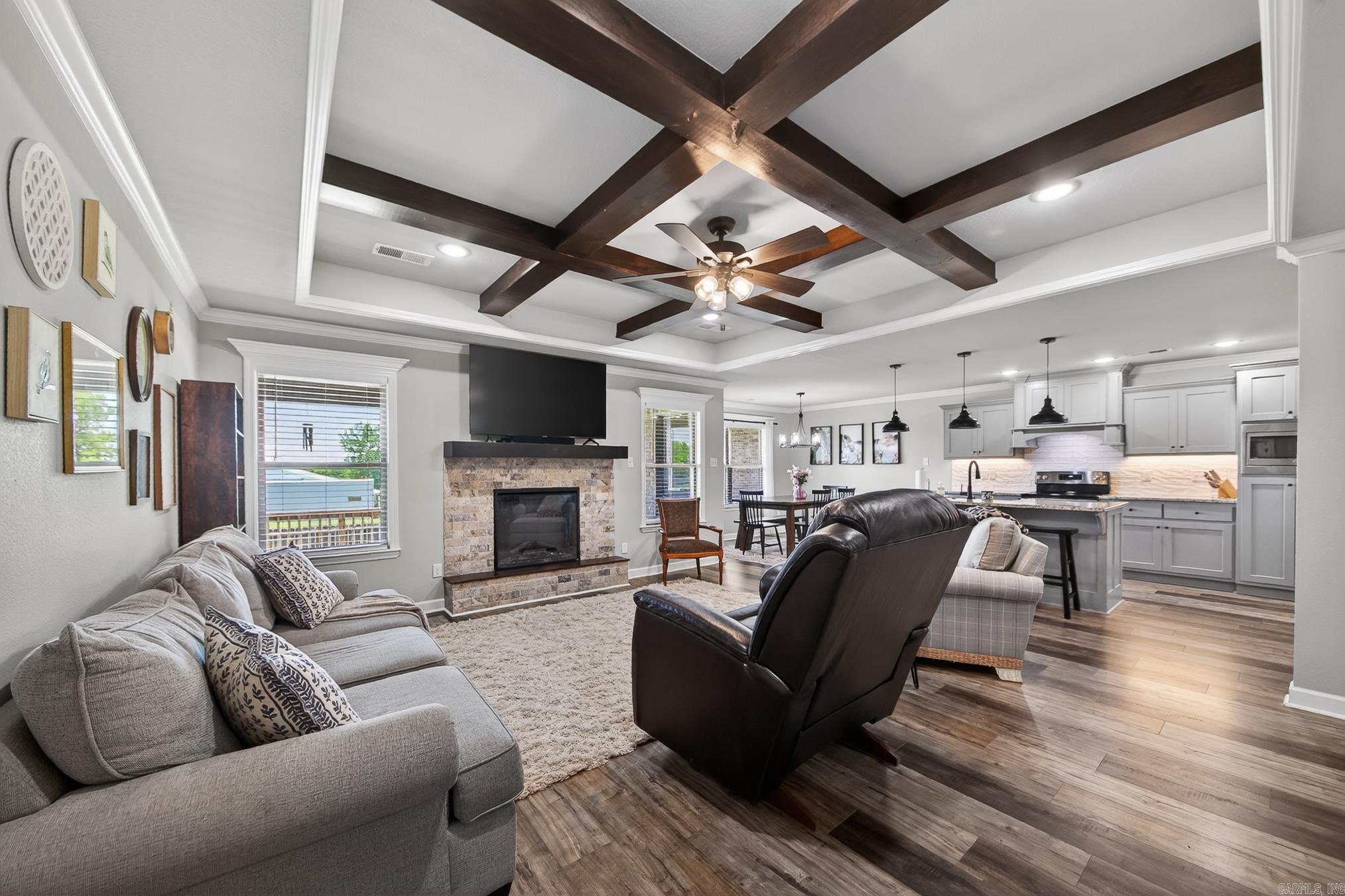 HERITAGE MEADOWS - Residential