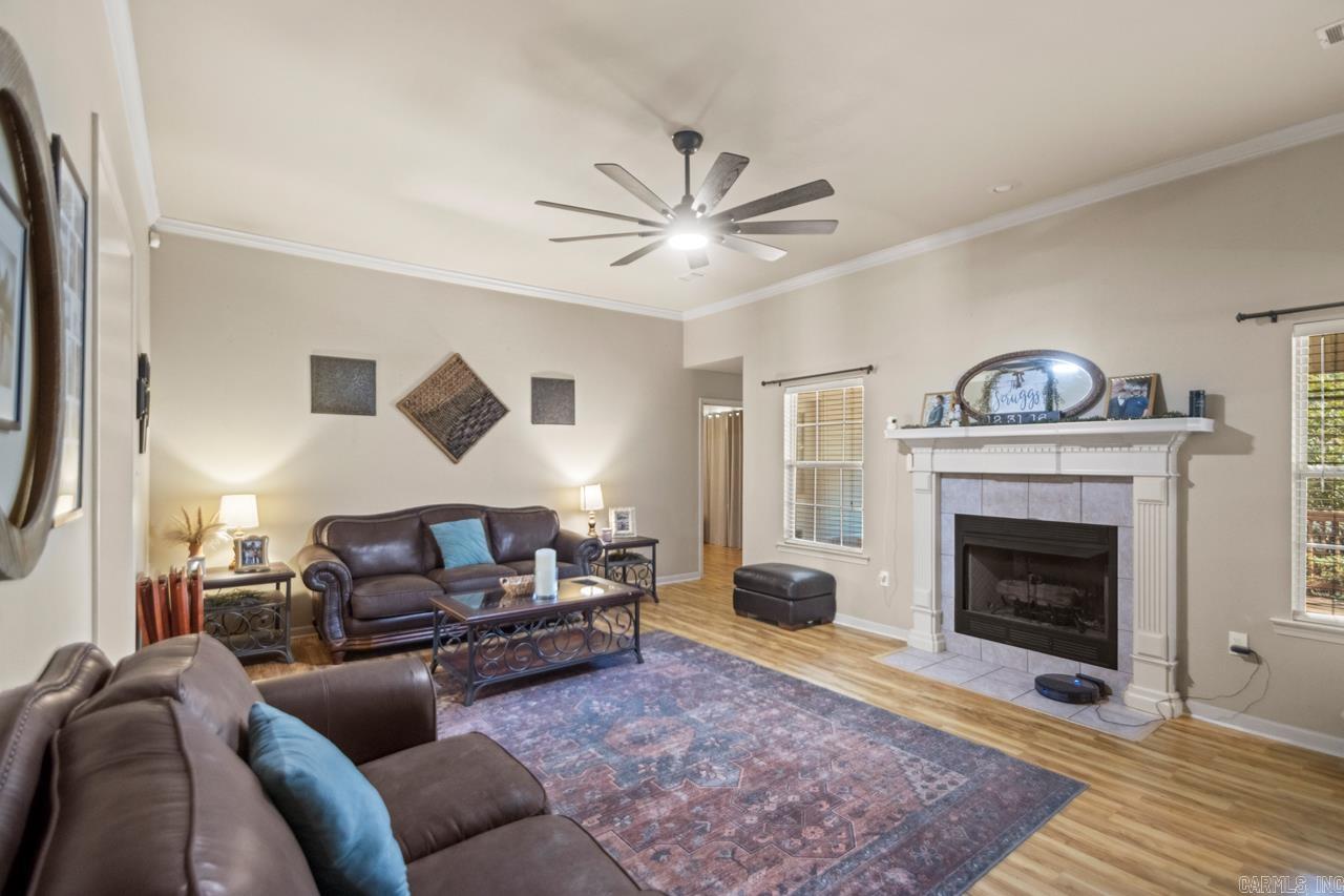 GREENFIELD - Residential