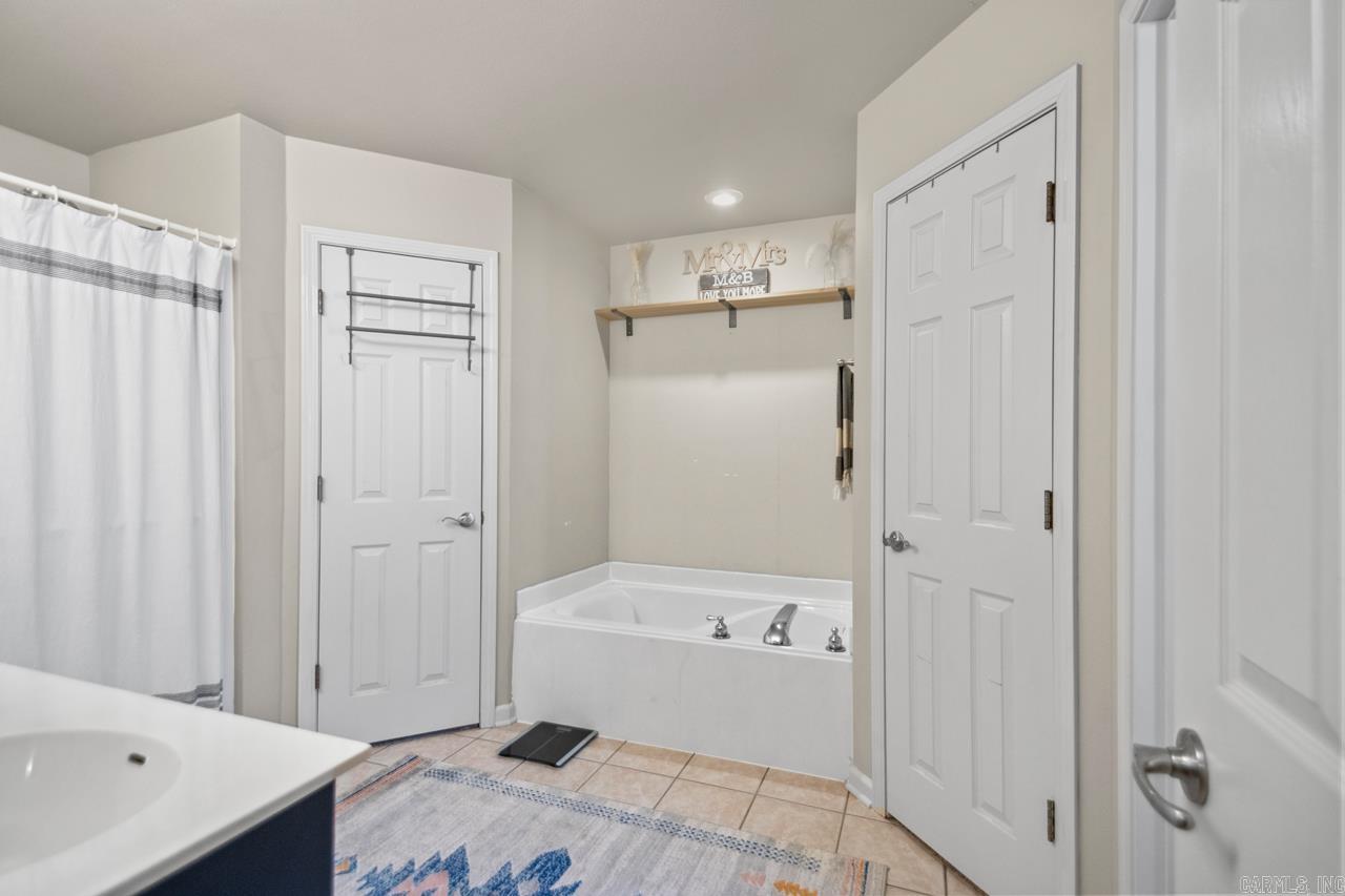 GREENFIELD - Residential