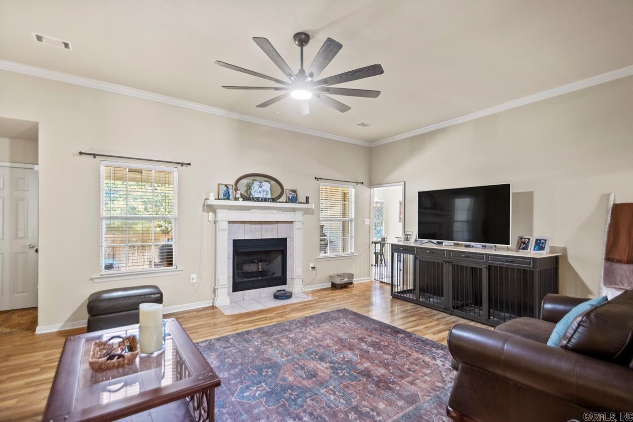 GREENFIELD - Residential