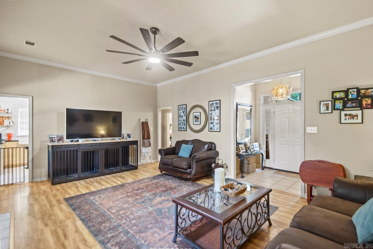 GREENFIELD - Residential