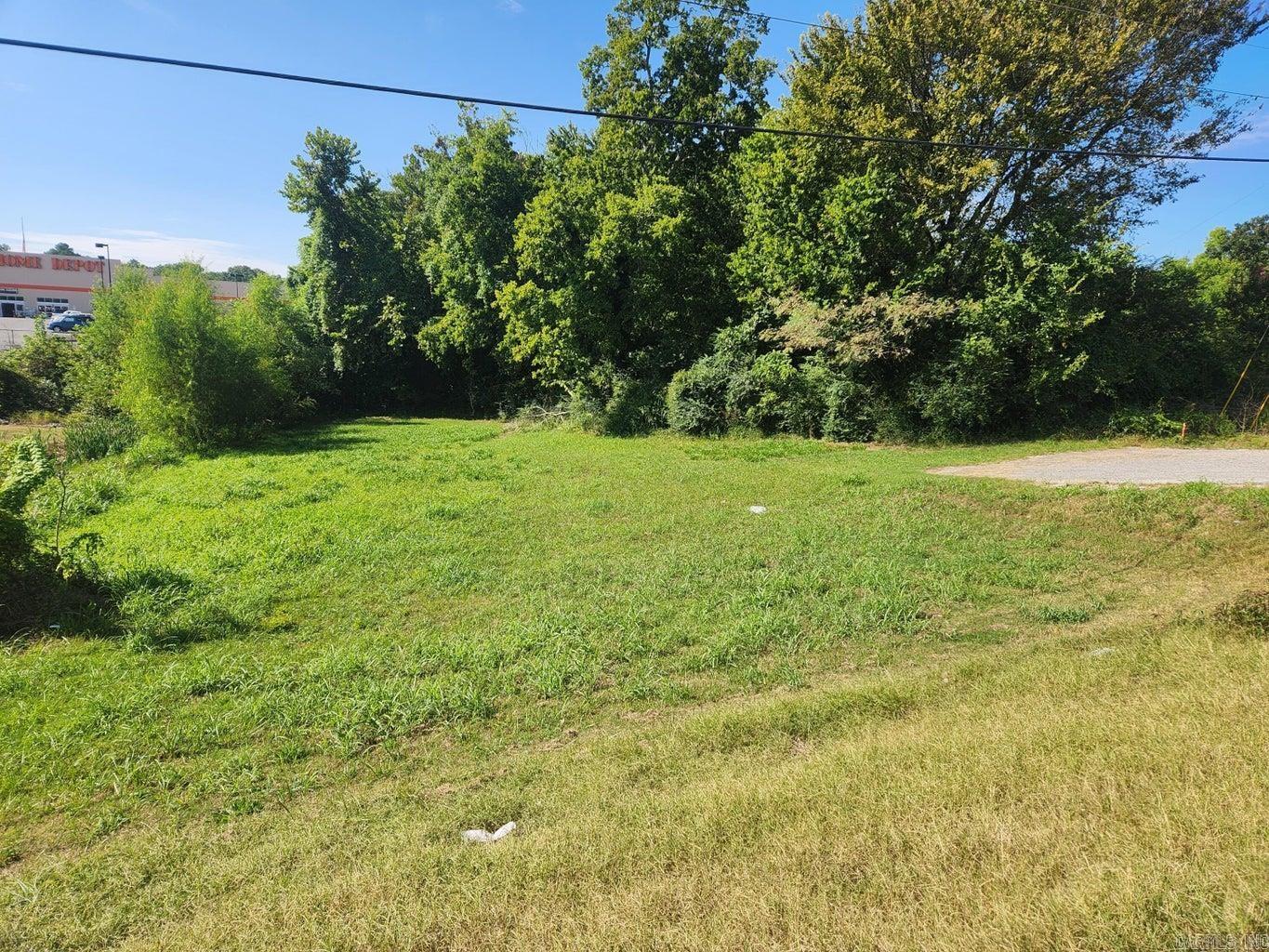 Here's an opportunity to own property right on the heart of town. Conveniently located next to Home Depot and close to Walmart, this lot is ready for a new project
