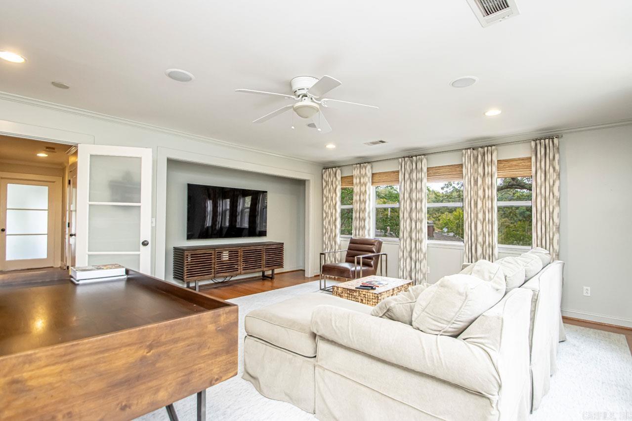 Hill Crest - Residential