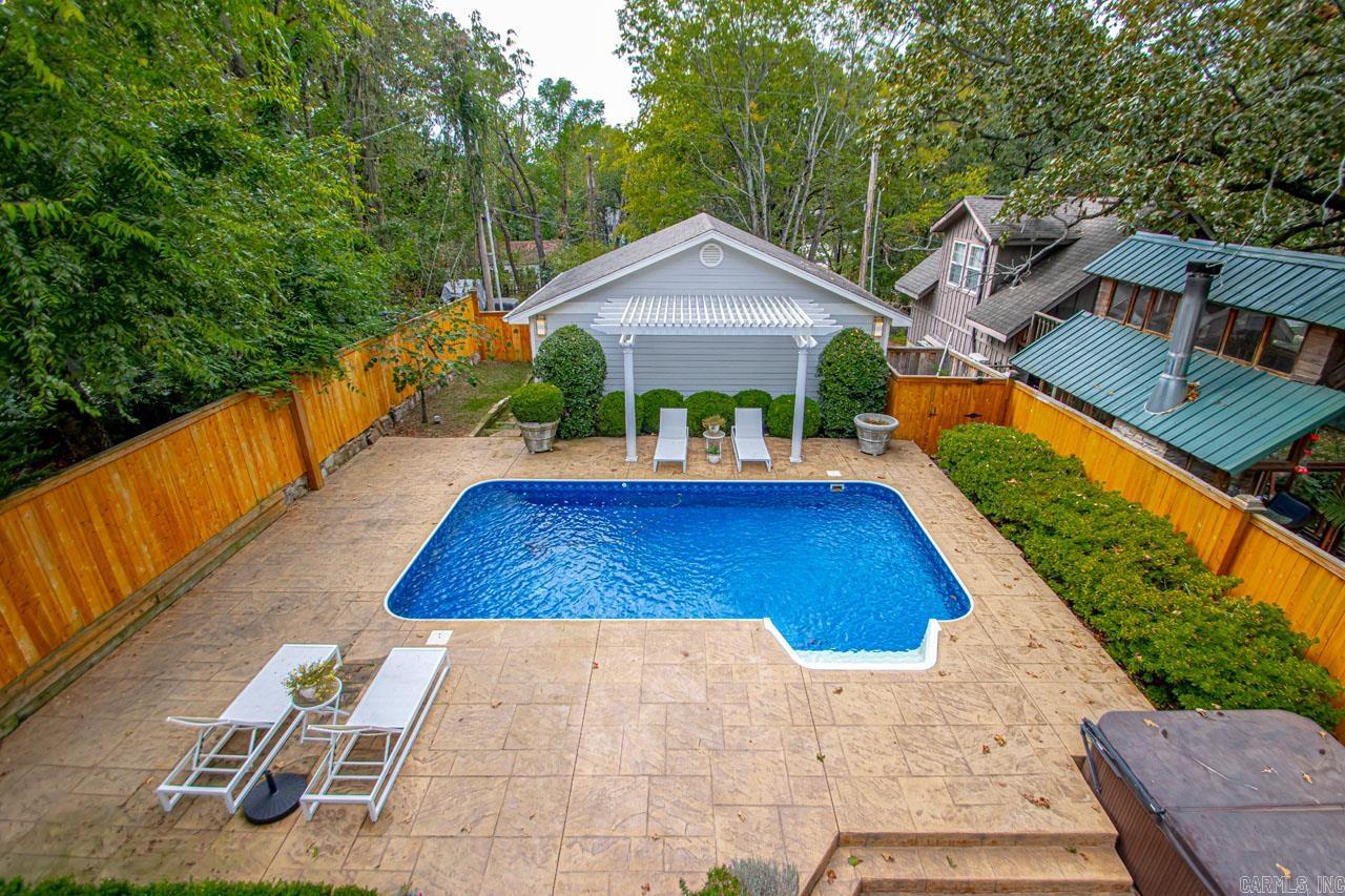 Hill Crest - Residential