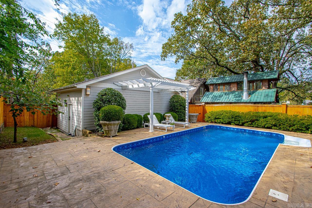 Hill Crest - Residential