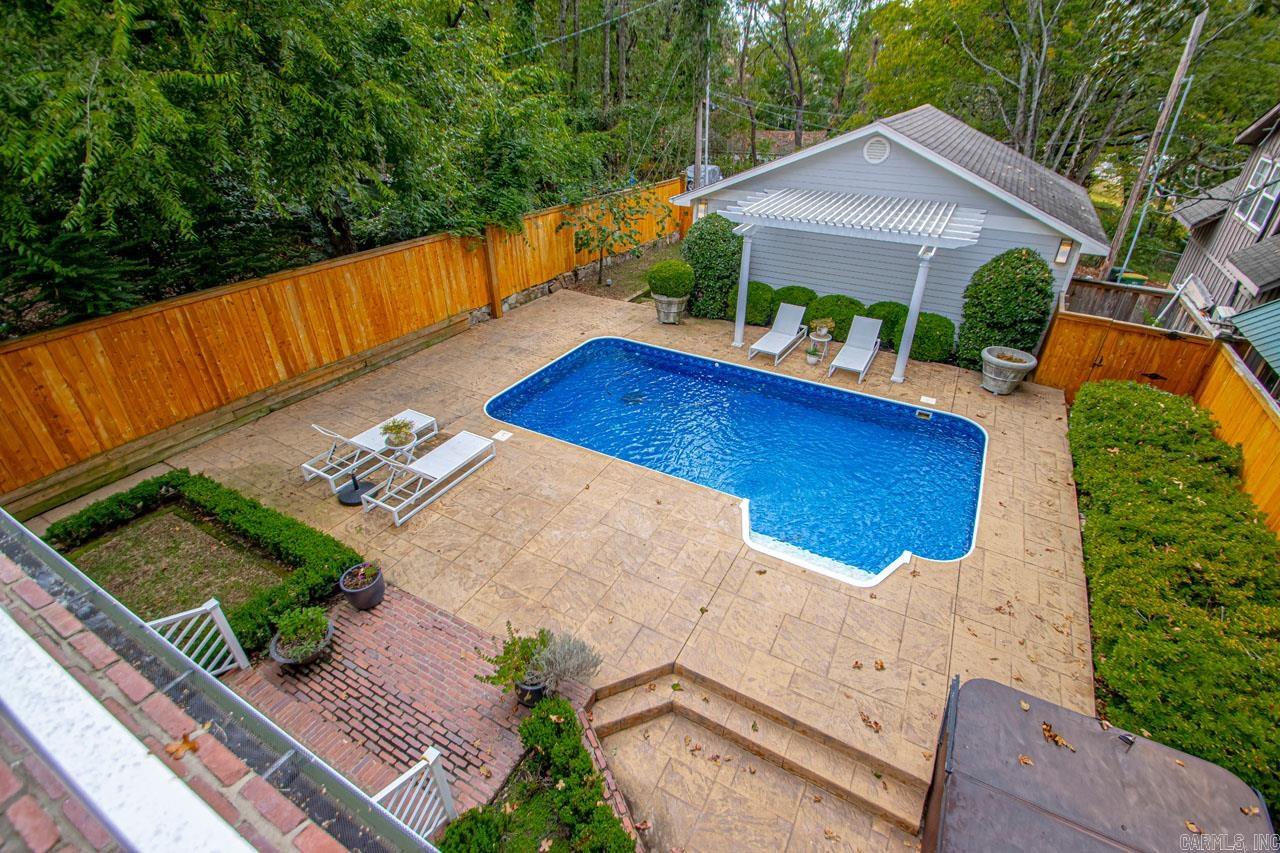 Hill Crest - Residential