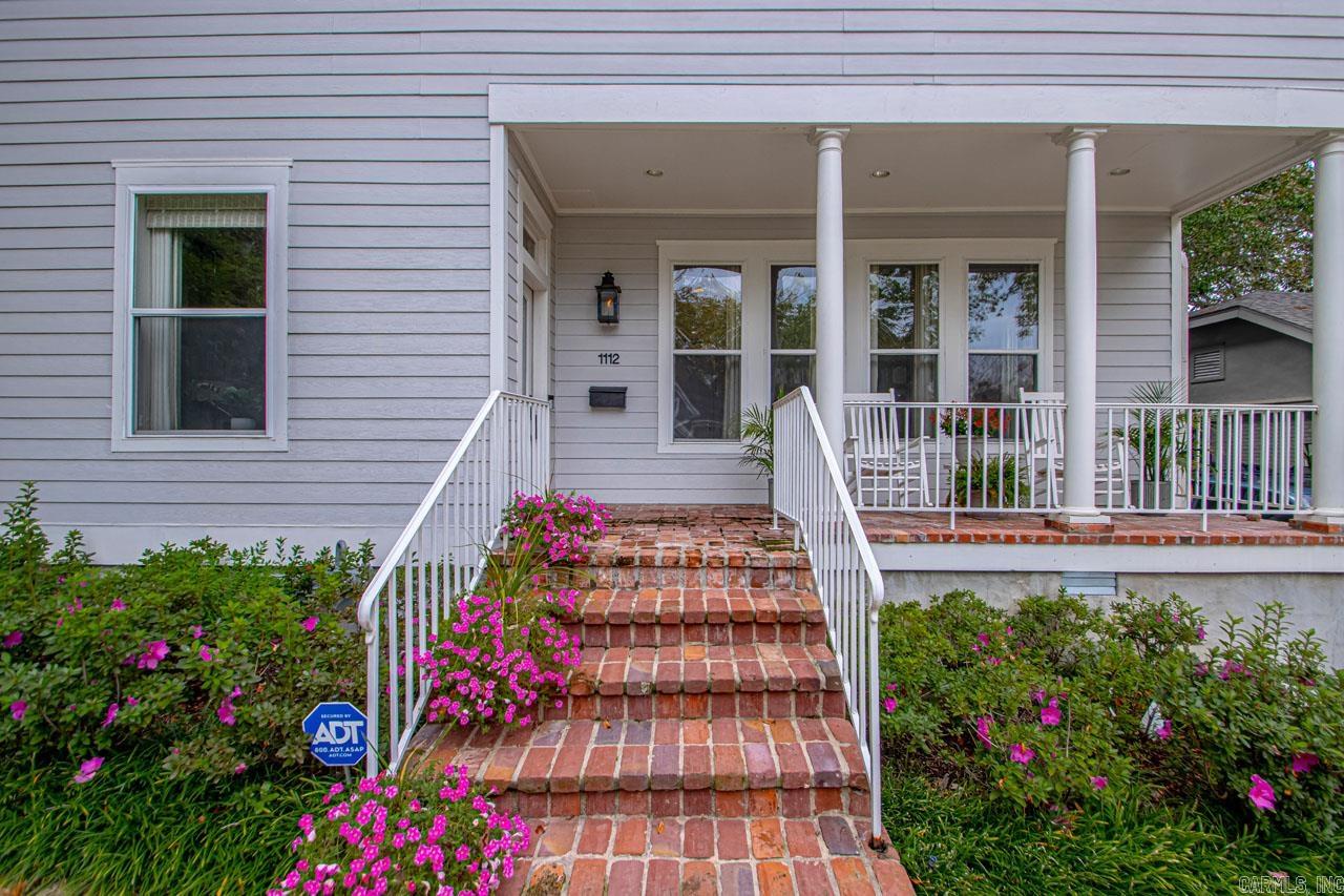 Hill Crest - Residential