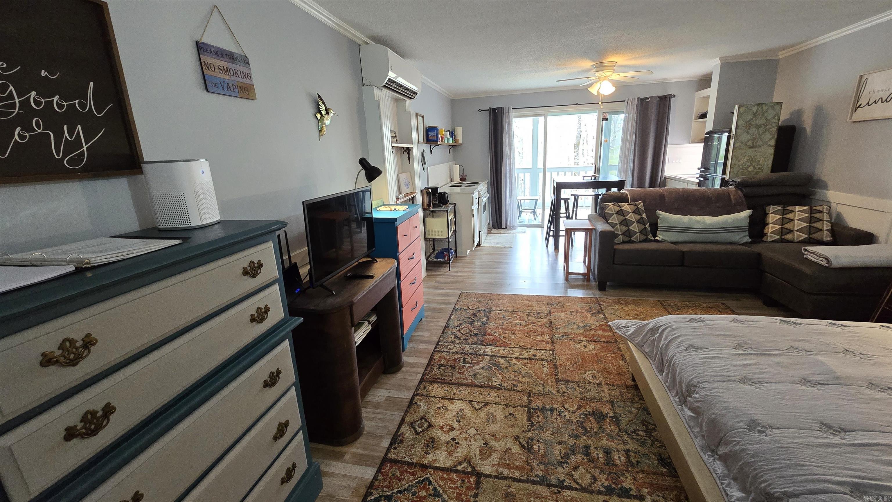 SUMMERHILL PLACE CONDOS - Residential