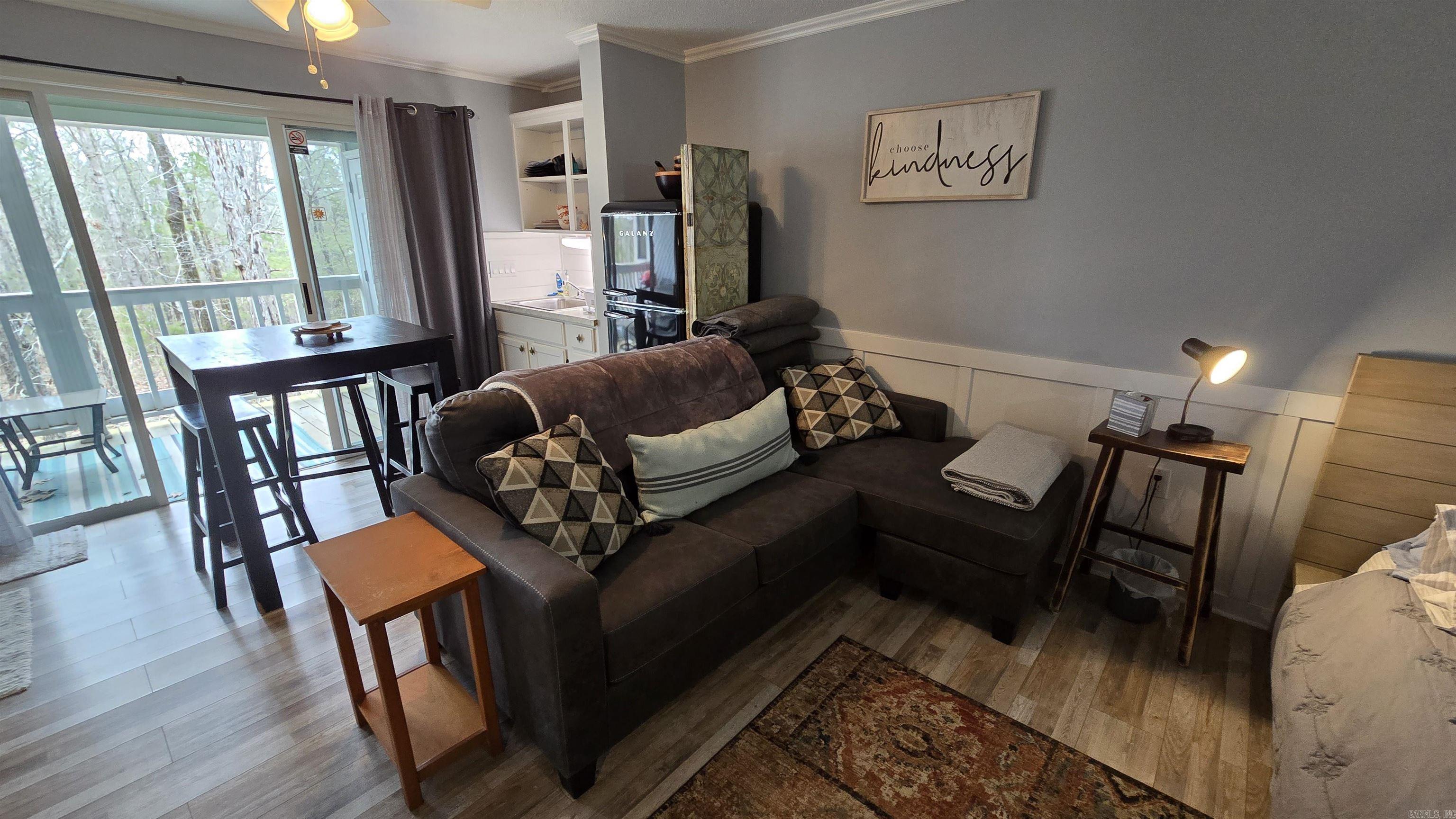 SUMMERHILL PLACE CONDOS - Residential